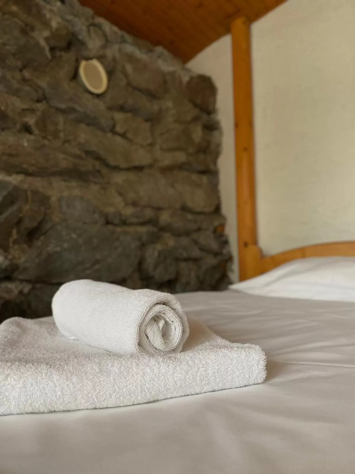towels, Bed in Spa & Pool Apartment Hotel - Restaurant VILLA IVICA