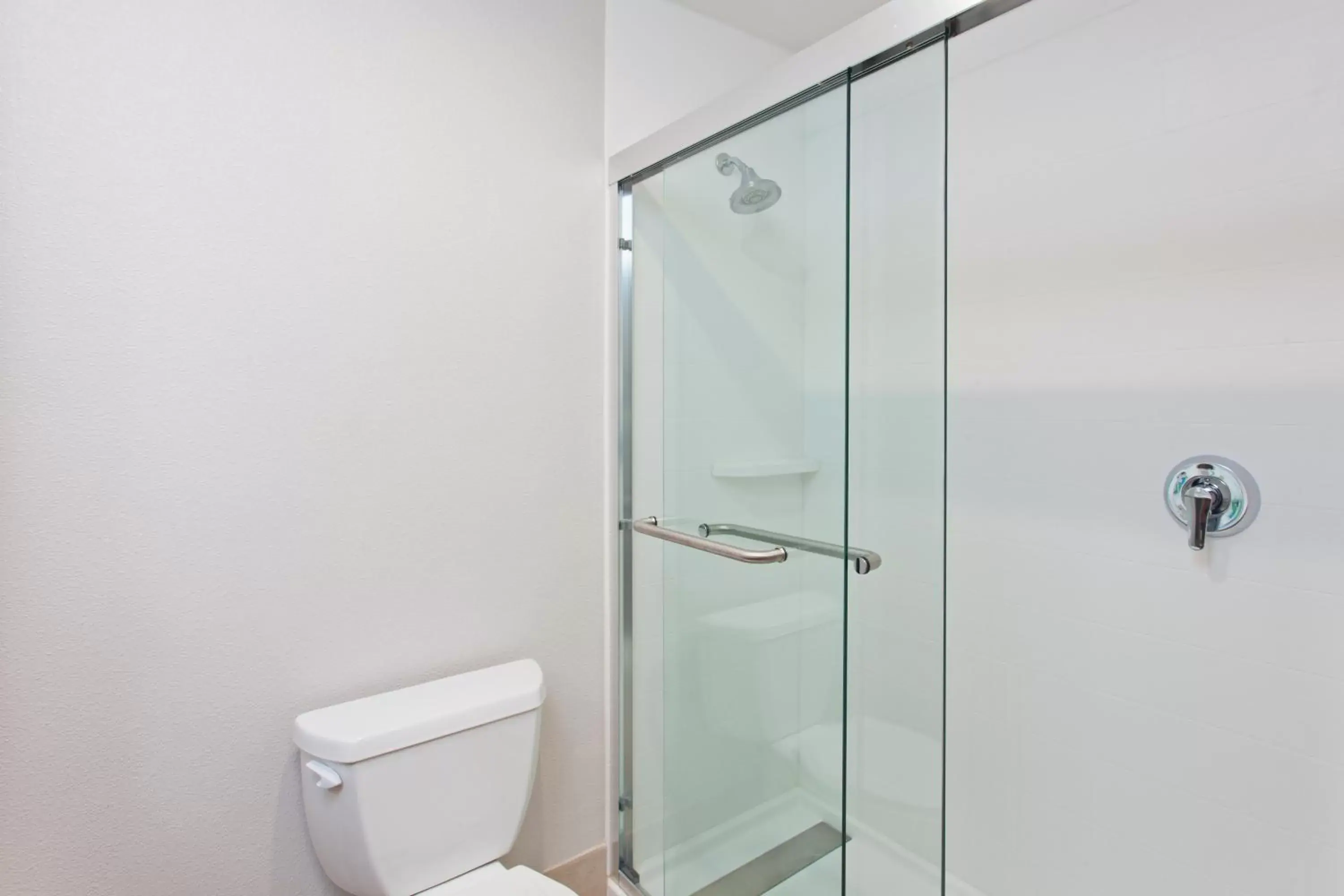 Standard Queen Room with Two Queen Beds in Holiday Inn Express Mira Mesa San Diego by IHG Standard Queen Room with Two Queen Beds in Holiday Inn Express Mira Mesa San Diego by IHG