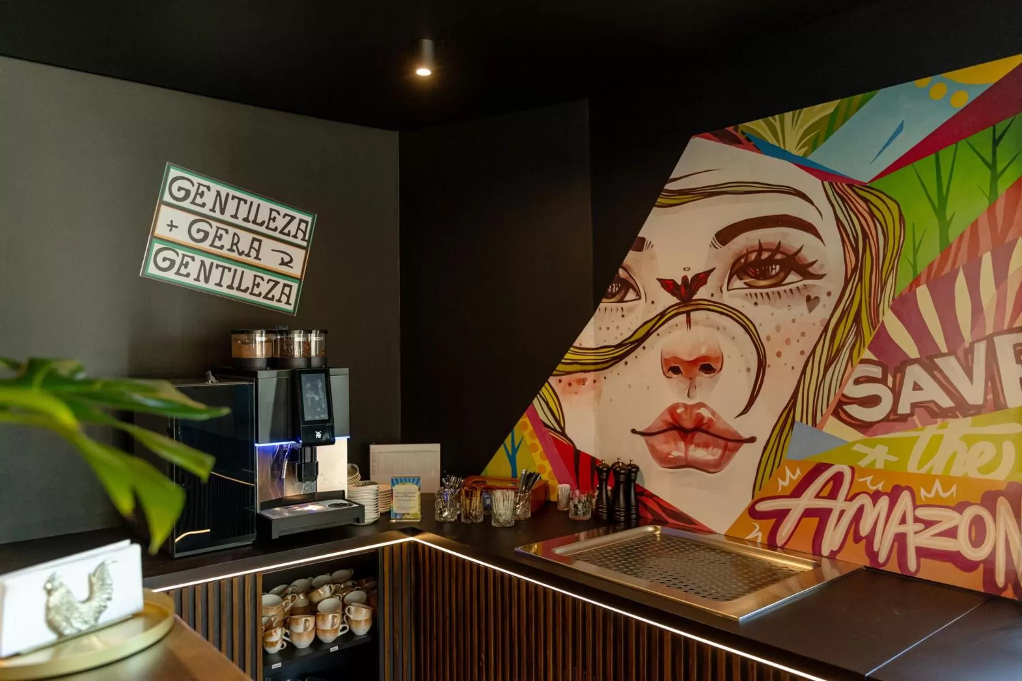 Coffee/tea facilities in Rioca Munich Posto 3