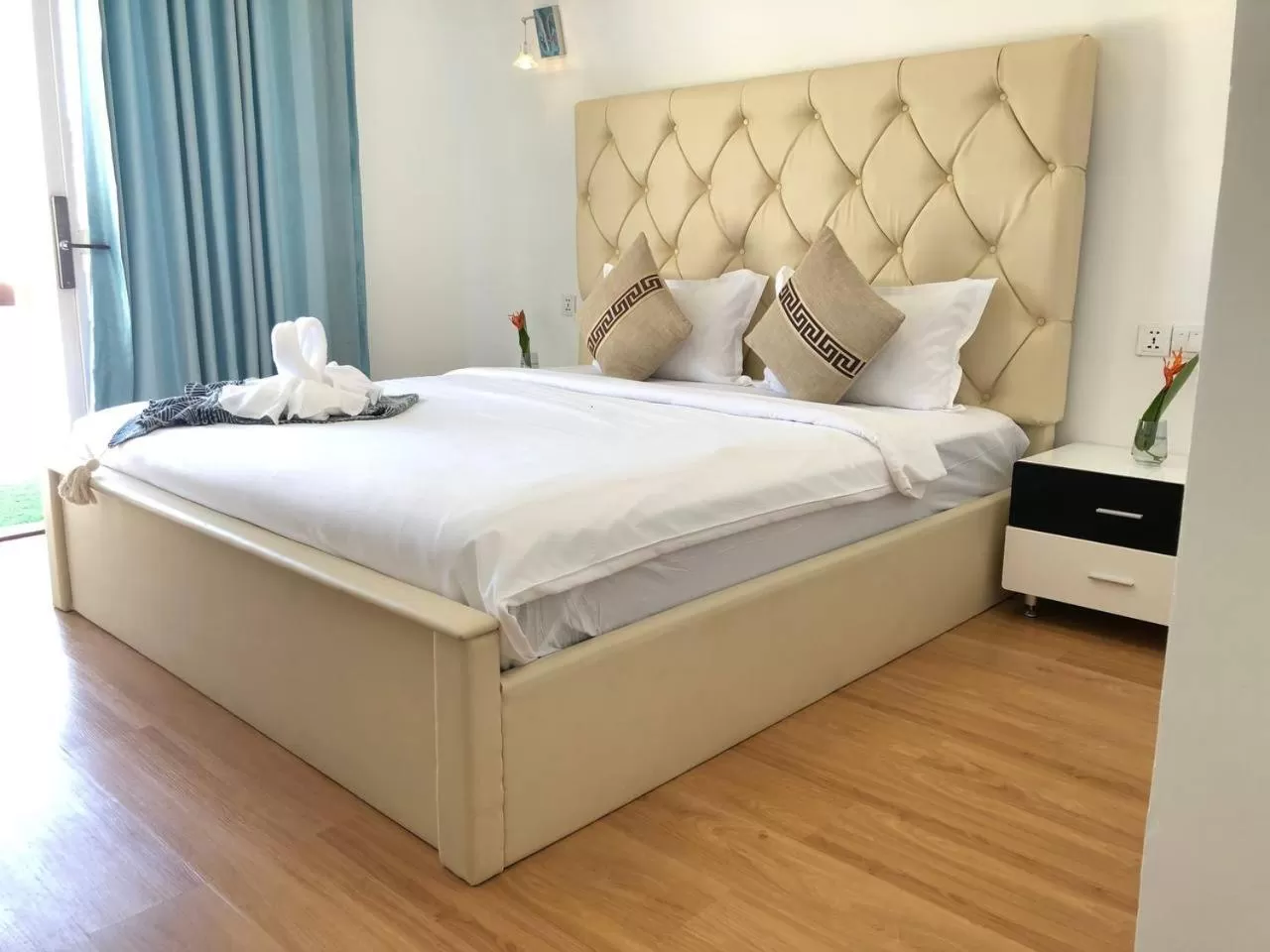 Bed in Jasmine River Front