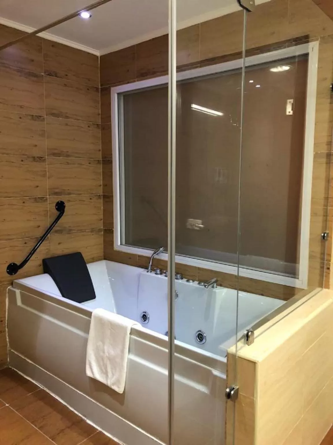 Shower in Best Western Plus Serene Atlantic Hotel