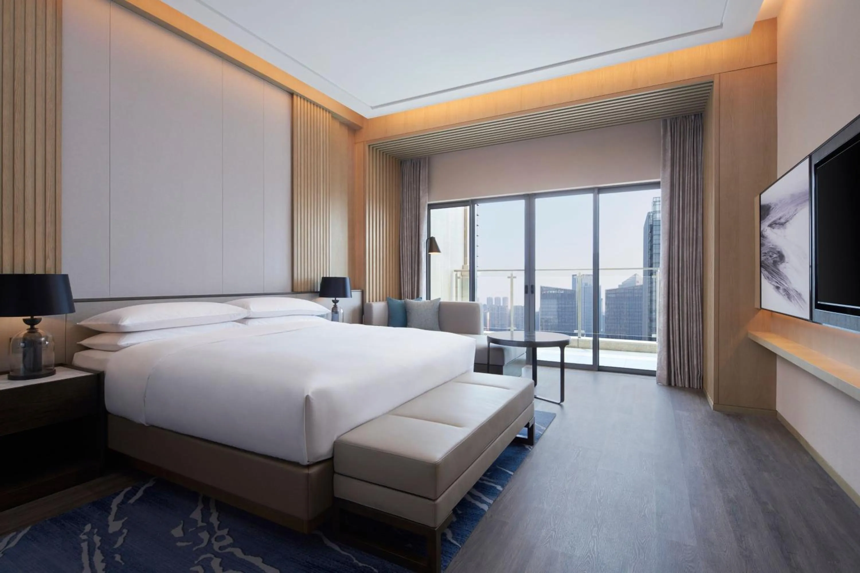 Deluxe Suite in Courtyard by Marriott Foshan