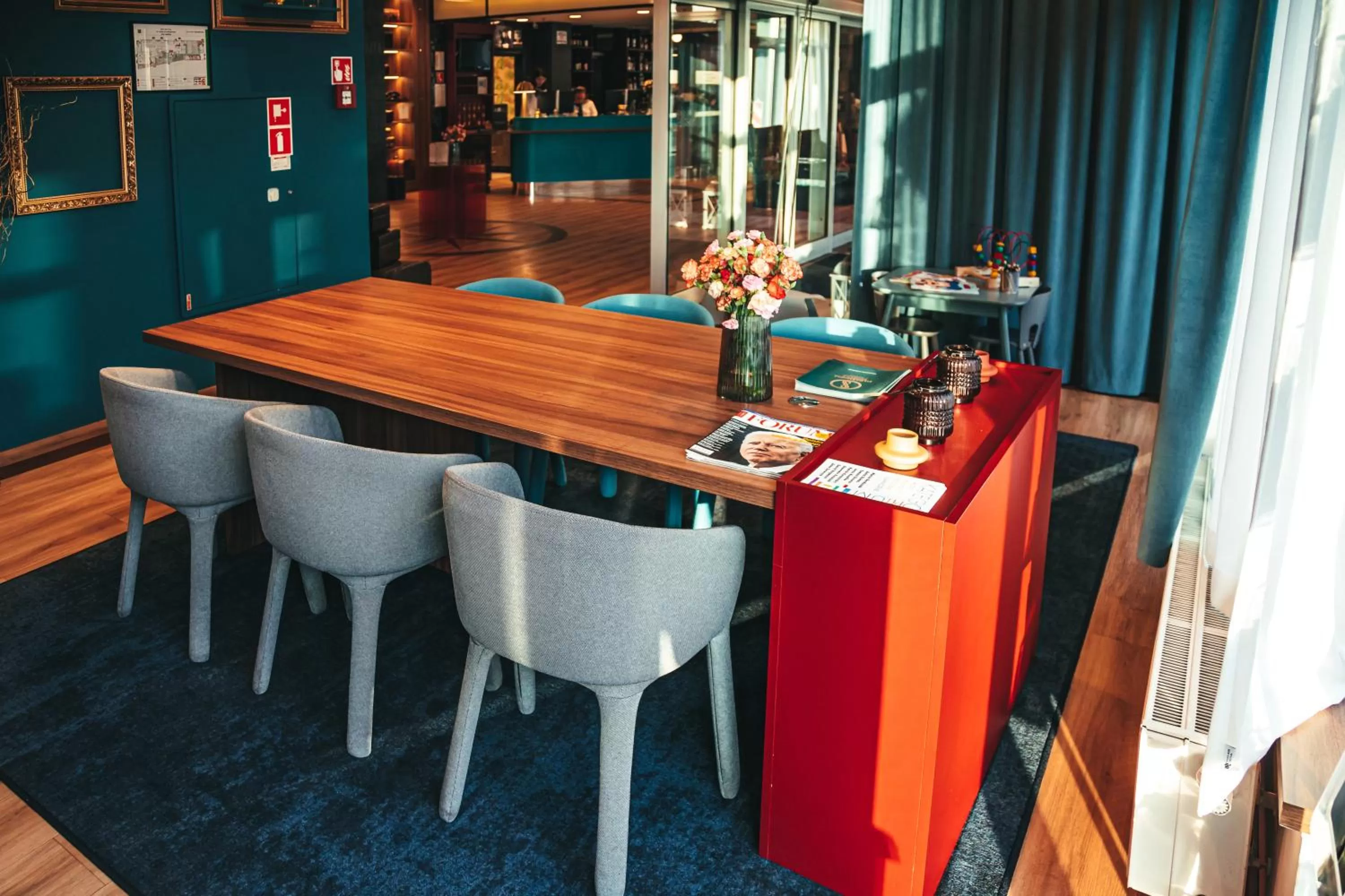 Lobby or reception in ibis Styles Wałbrzych