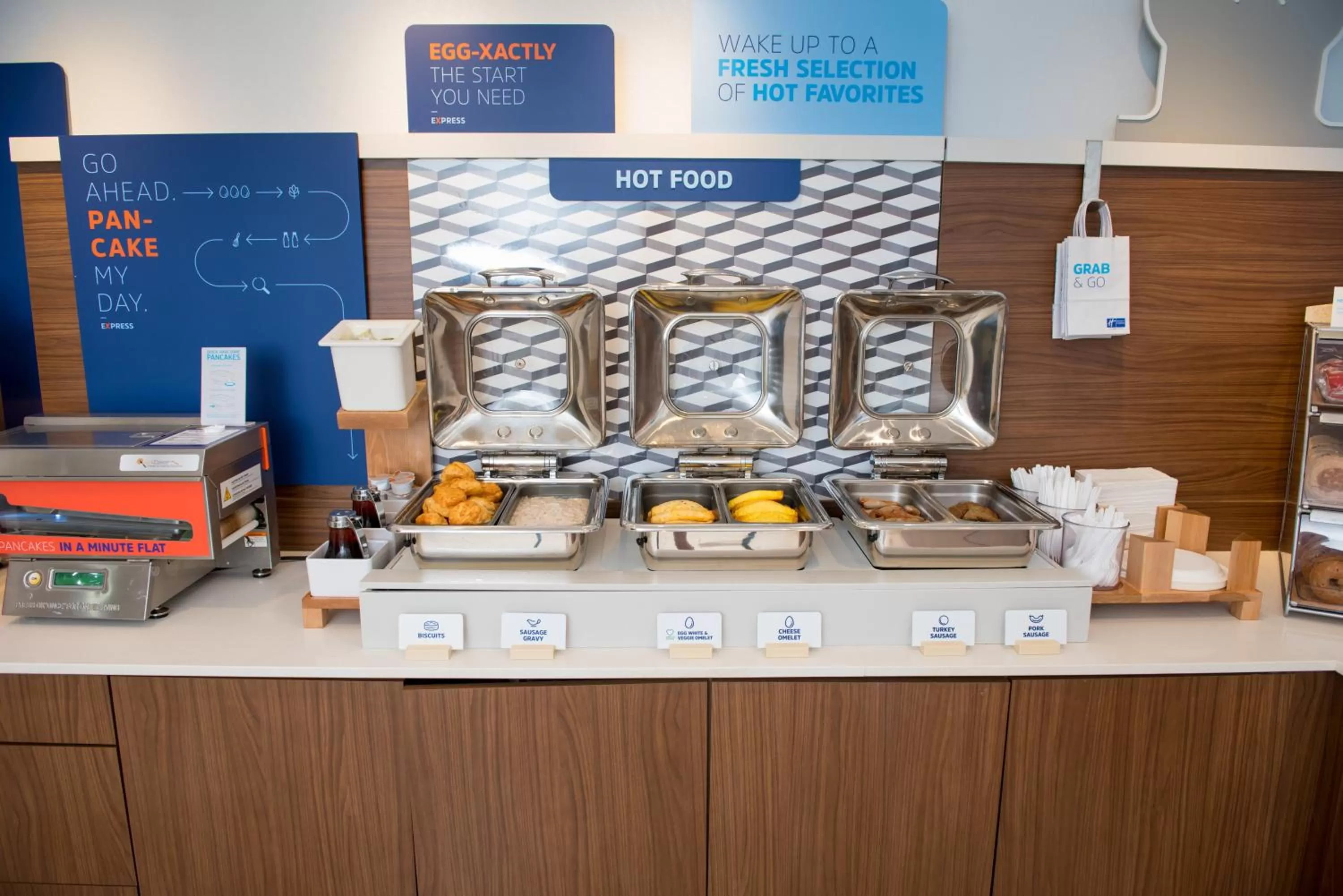 Breakfast in Holiday Inn Express Hotel & Suites Elkhart-South by IHG