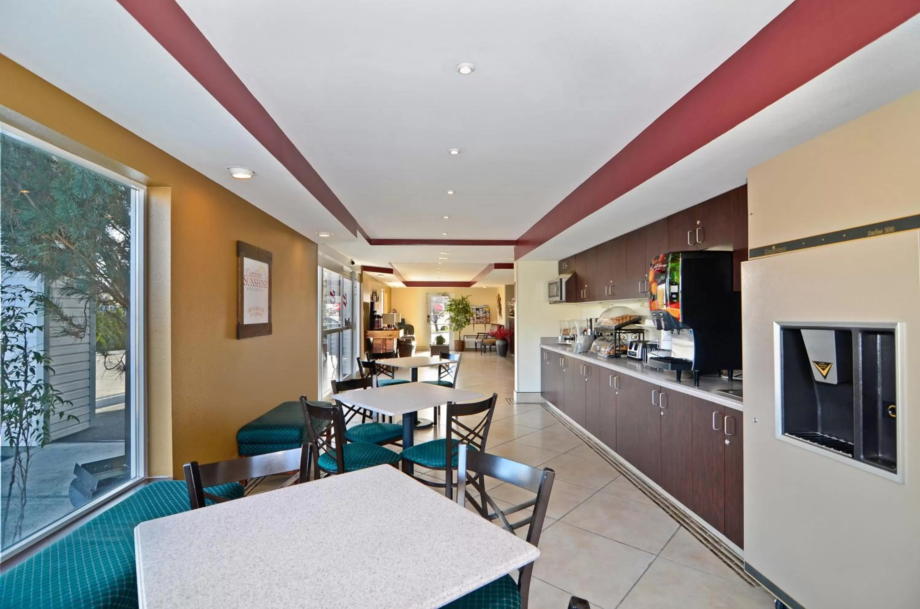 Restaurant/places to eat in Inn America - Lewiston