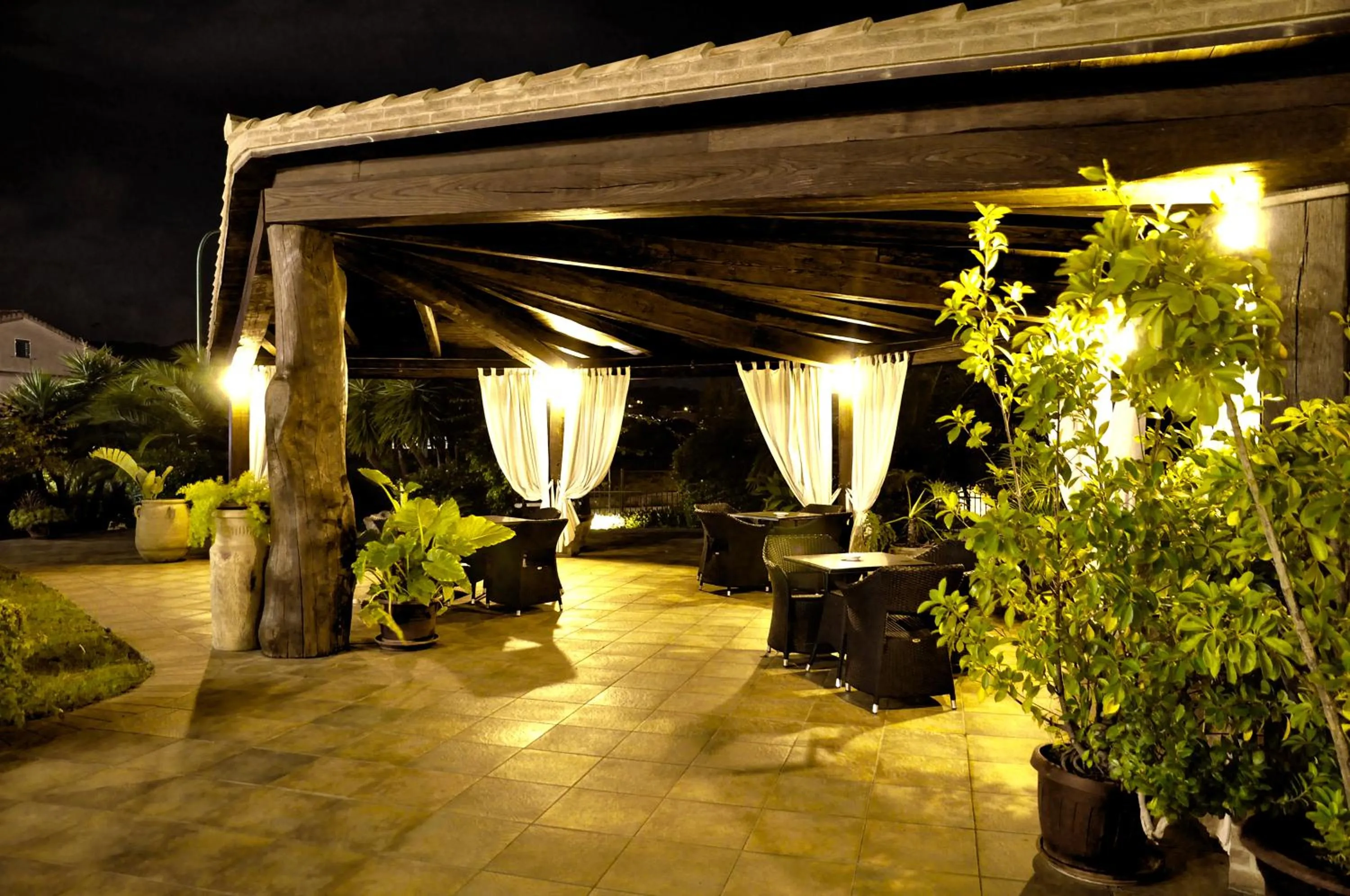 Patio in Hotel RaffaEl