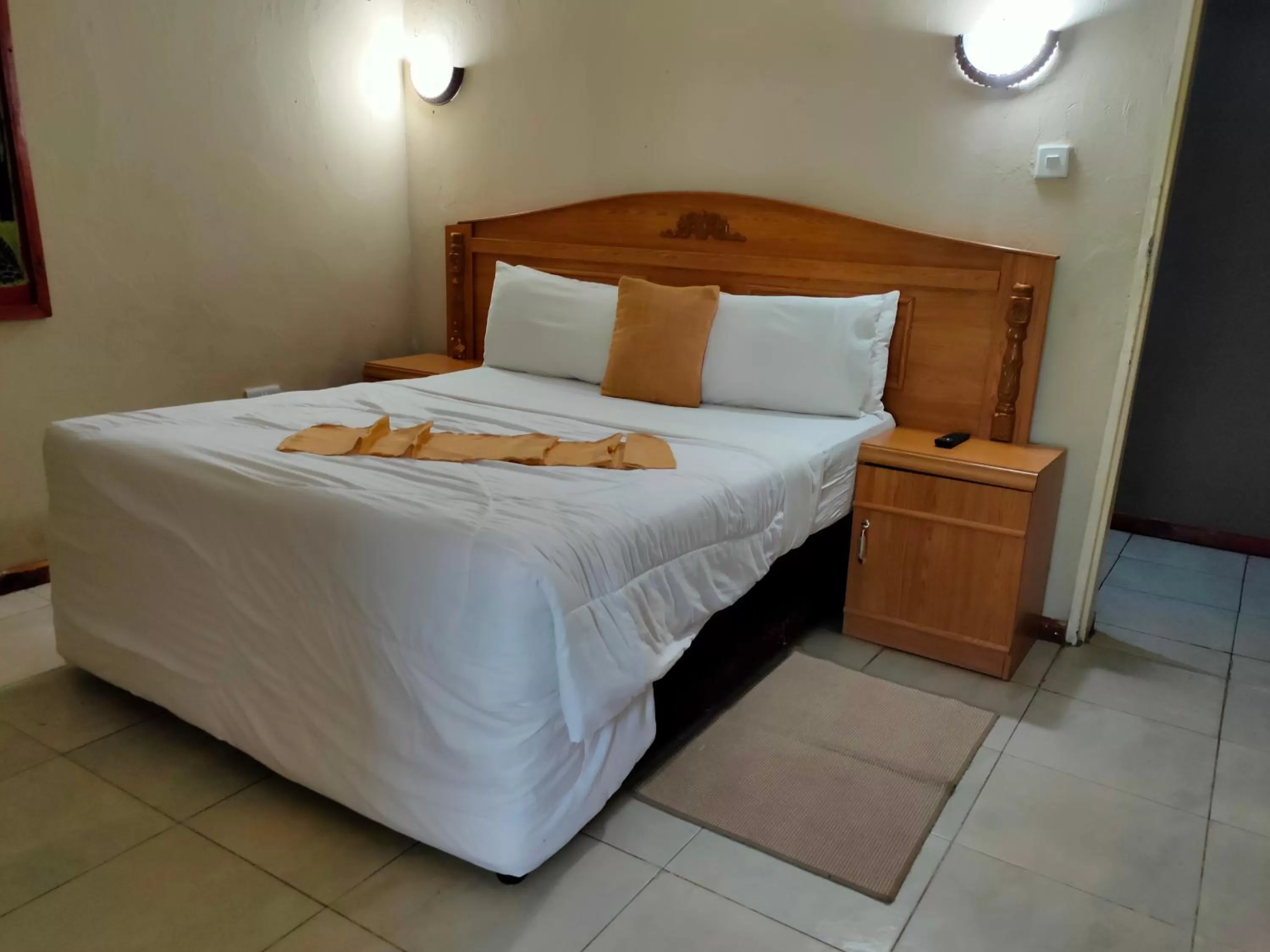 Bed in Golden Days Lodge