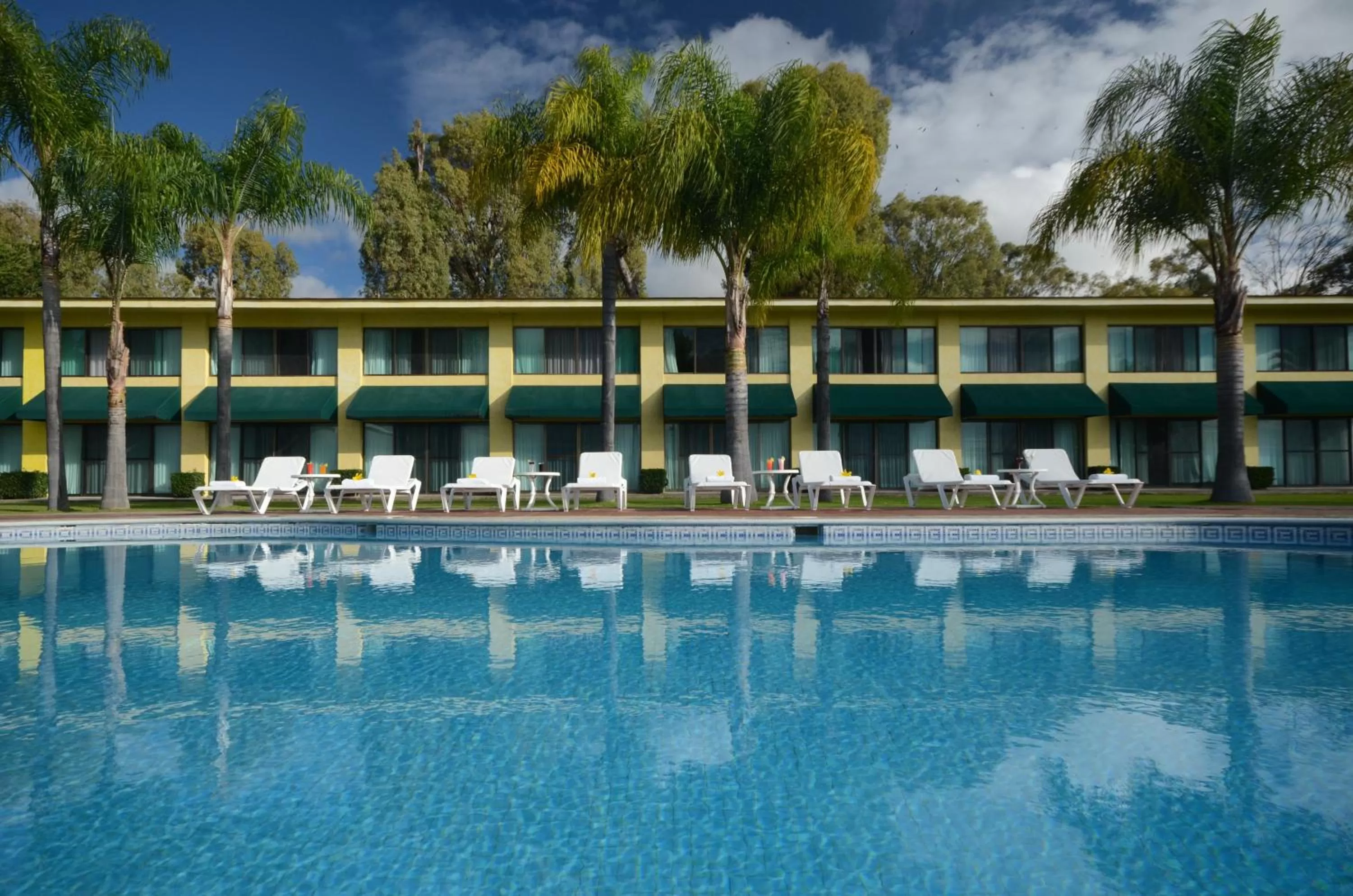 Swimming pool in Real de Chapala