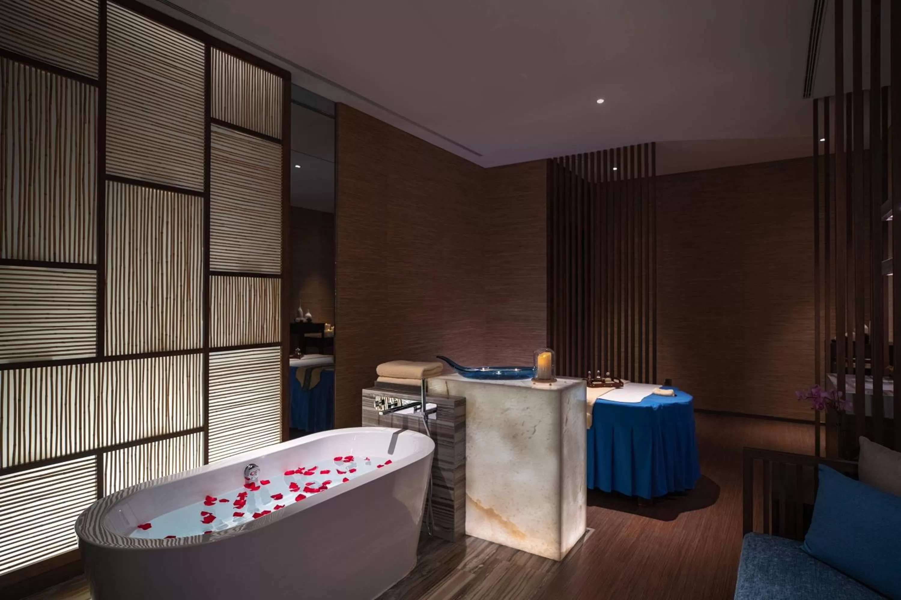 Spa and wellness centre/facilities in Beijing Marriott Hotel Changping