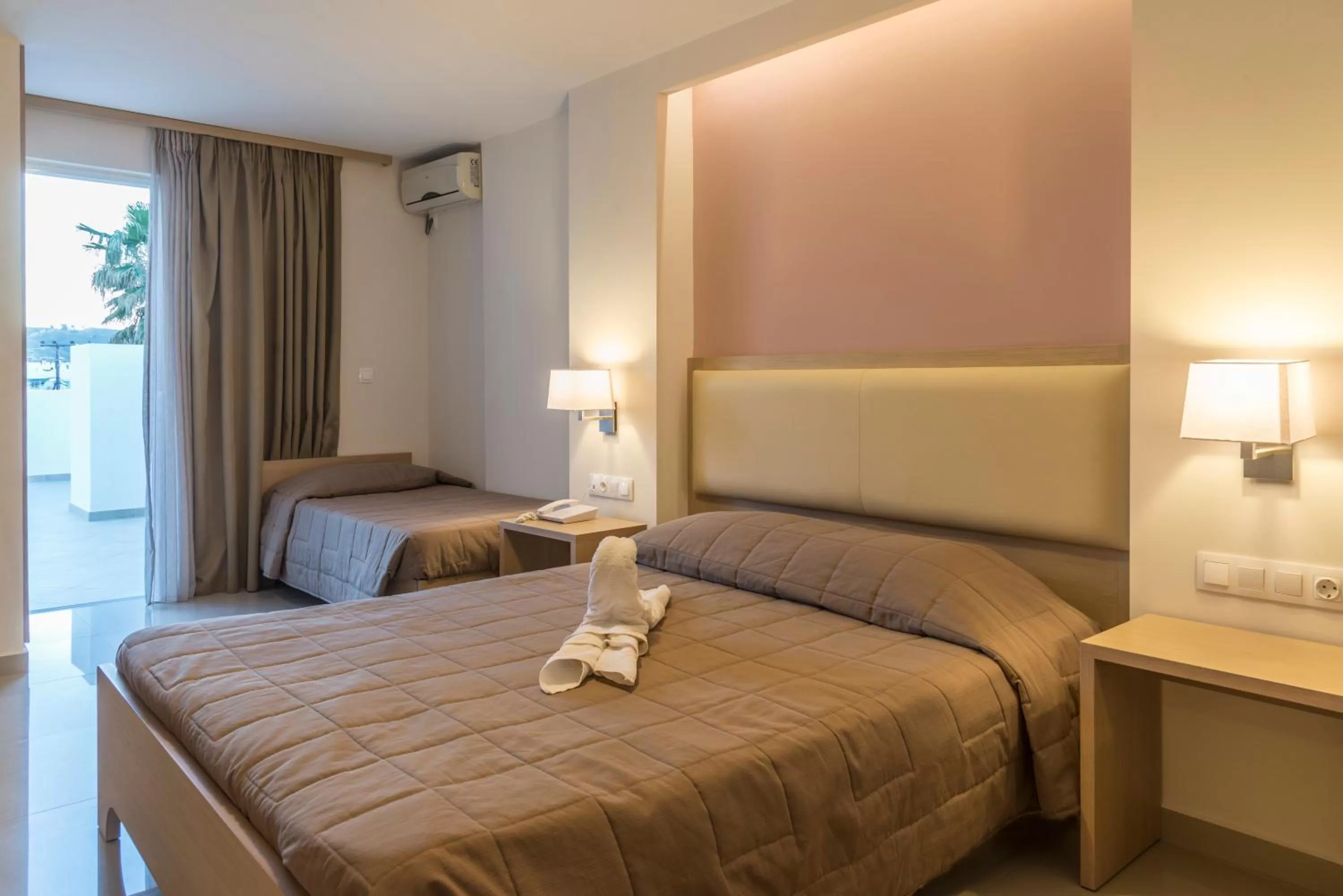 Nearby landmark, Bed in Agrelli Hotel & Suites