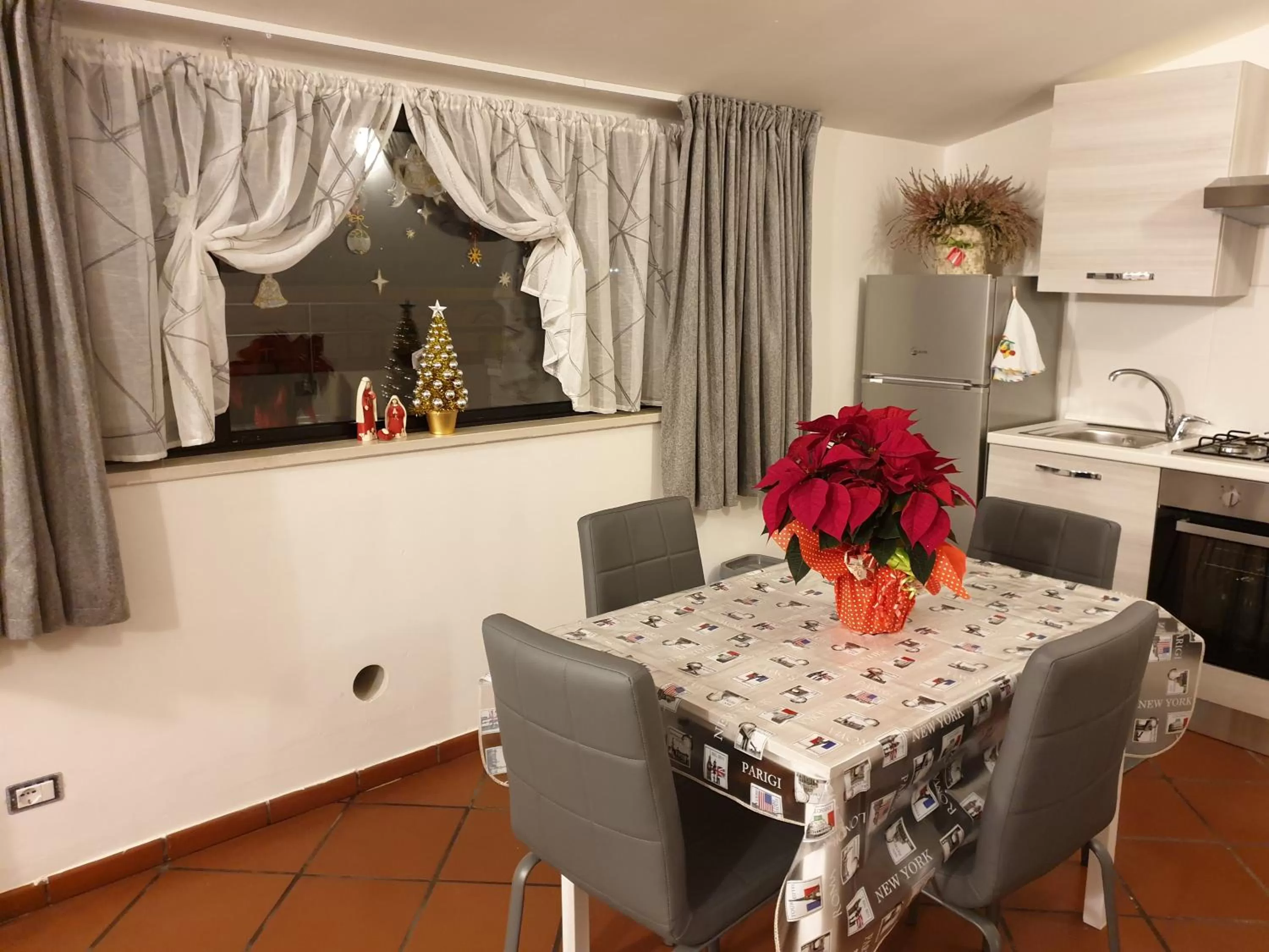 Dining Area in 'novecento bed & breakfast