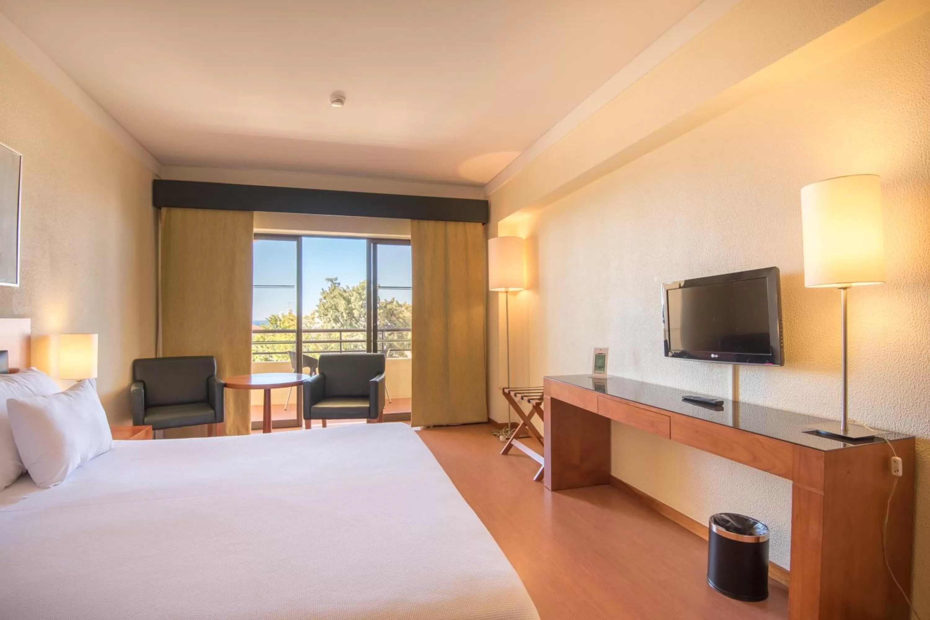 Bedroom, Bed in Vila Gale Cerro Alagoa