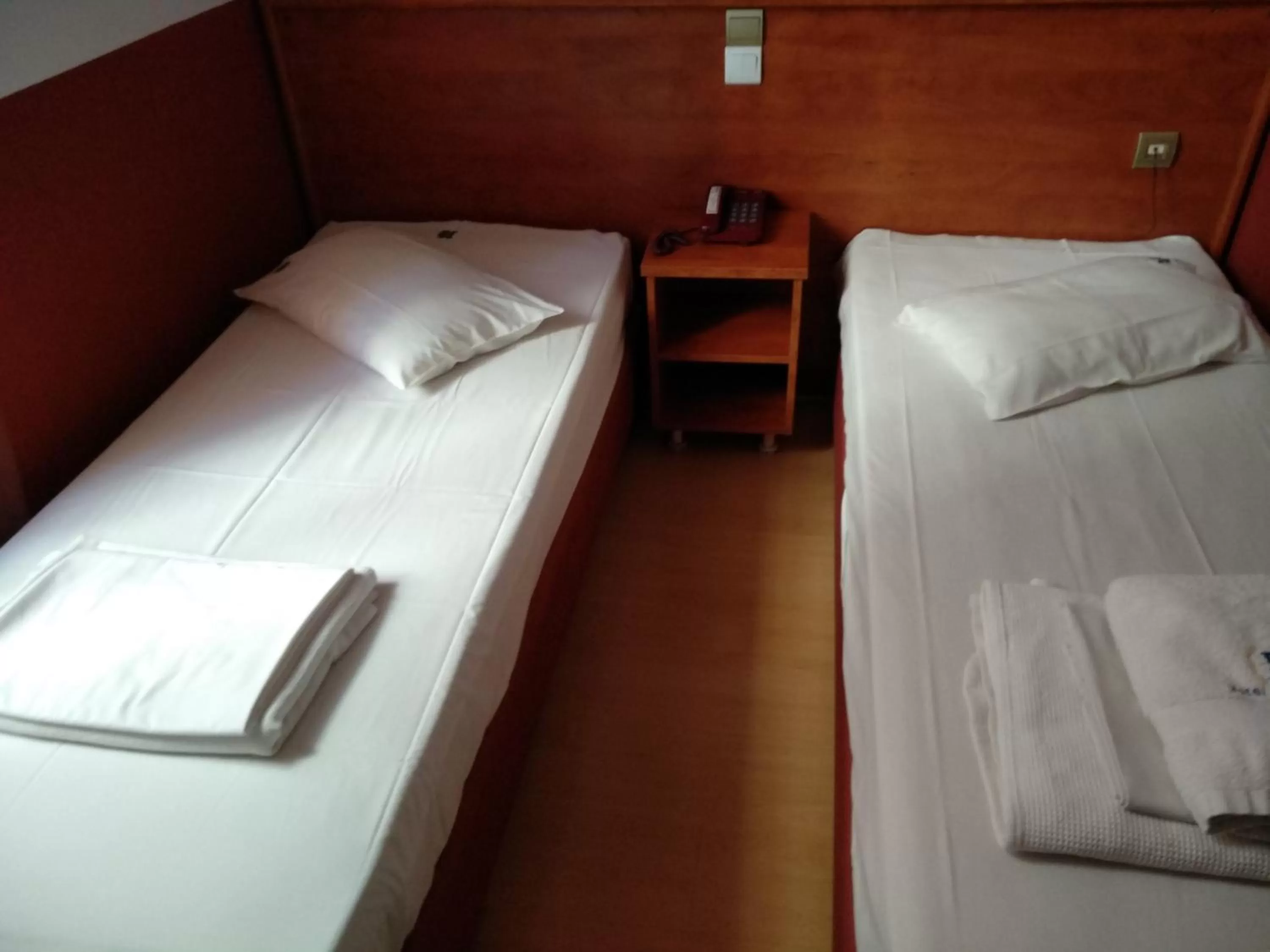 Bed in Diethnes Hotel