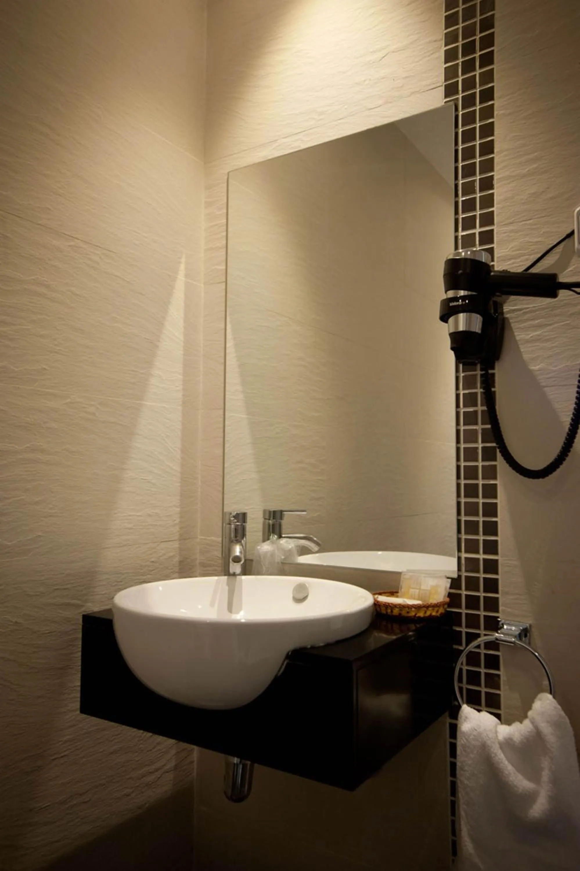 Bathroom in Hostal Bcn 46