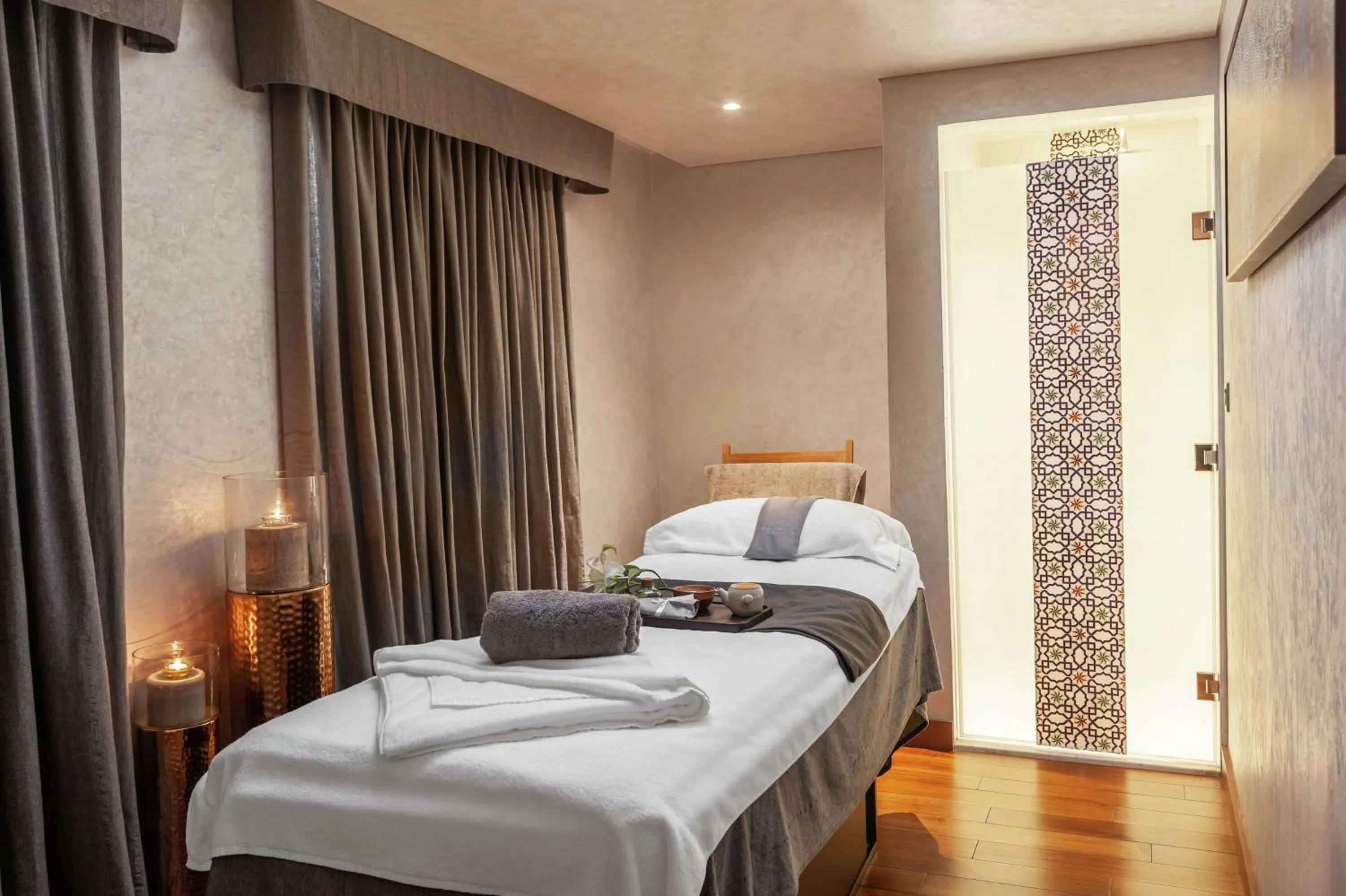 Sports, Bed in DoubleTree by Hilton Dubai Al Jadaf