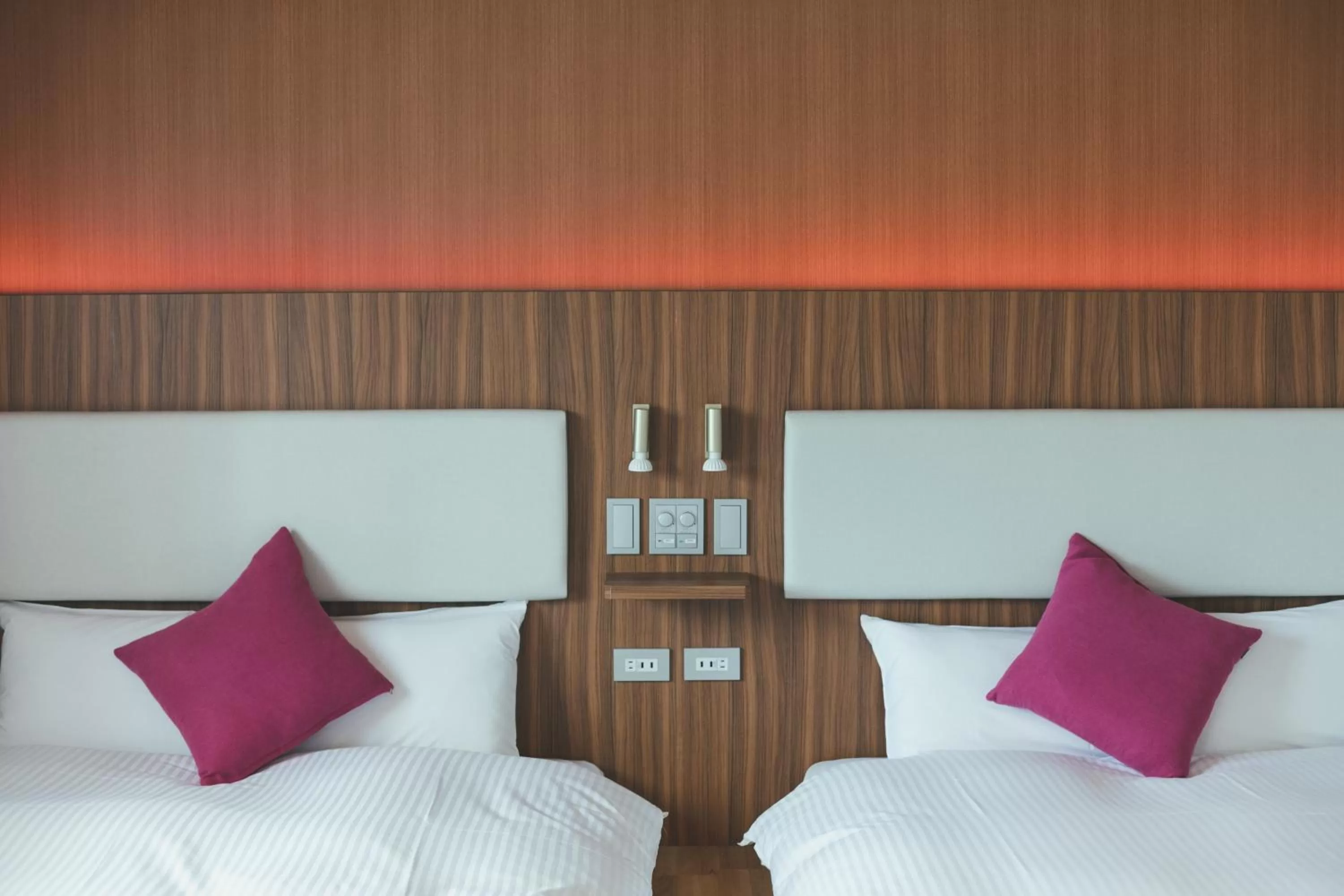 Bed in Liberated HOTEL Haruyoshi Kaichi