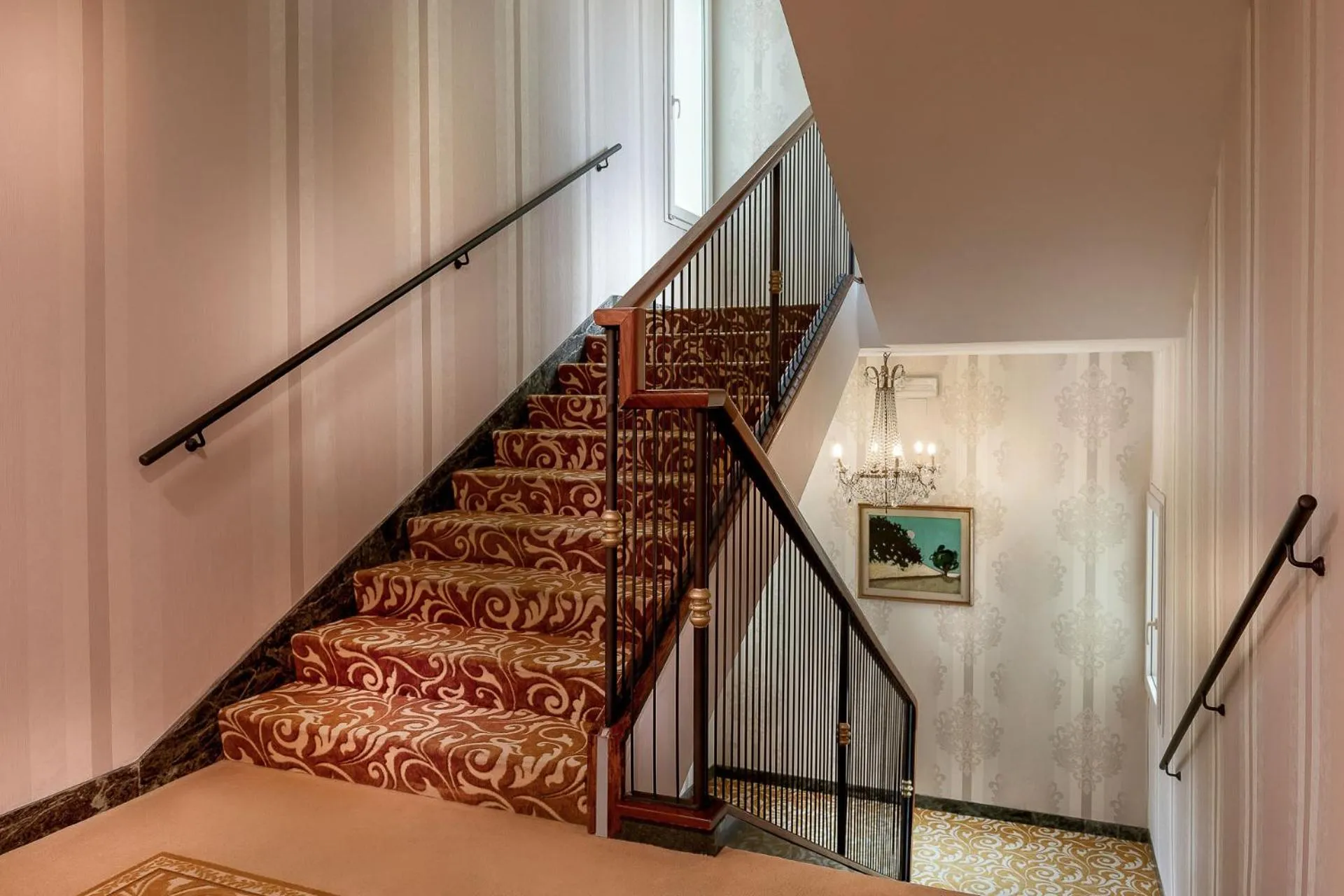 Area and facilities in Hotel De Londres