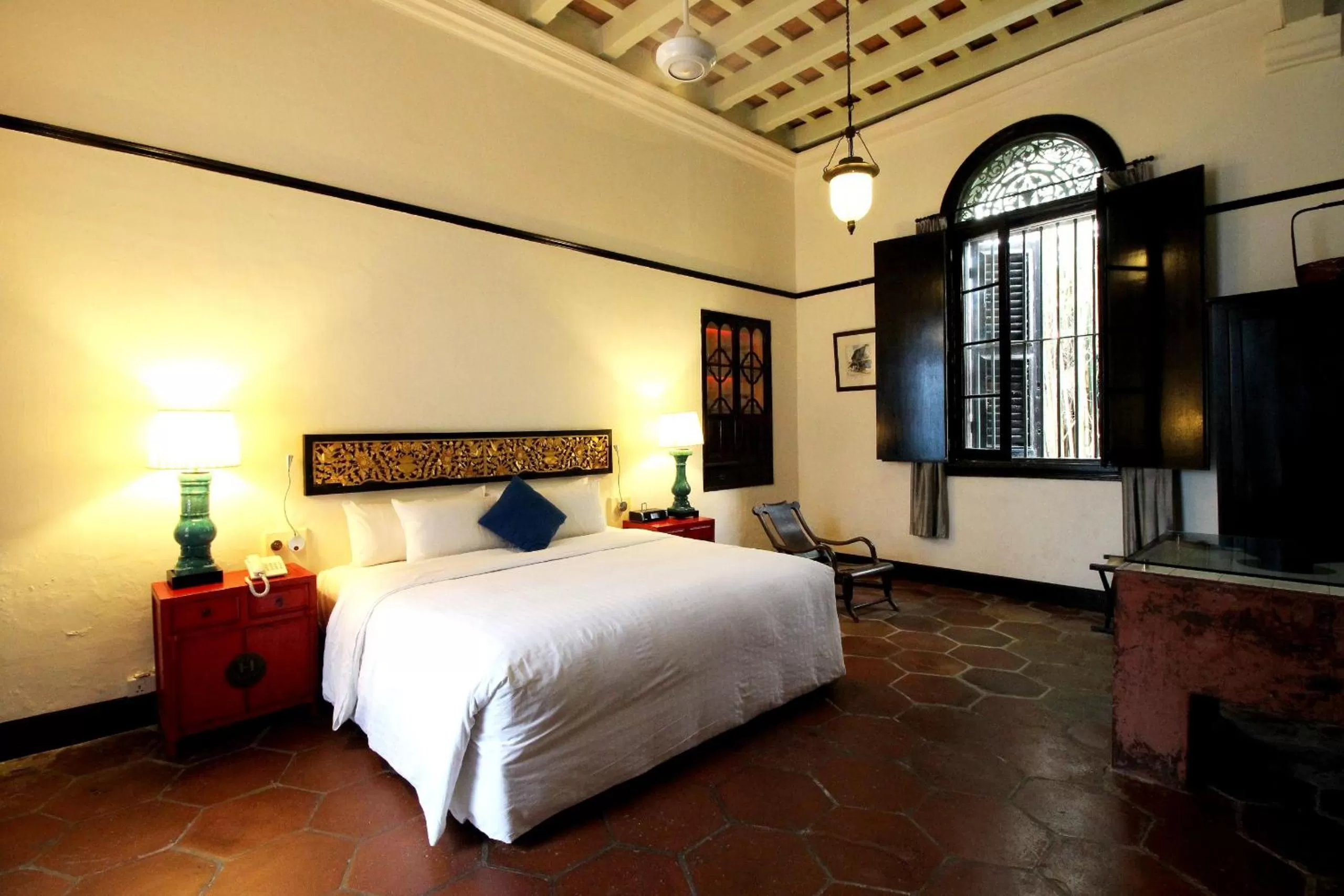 Bed in Cheong Fatt Tze - The Blue Mansion