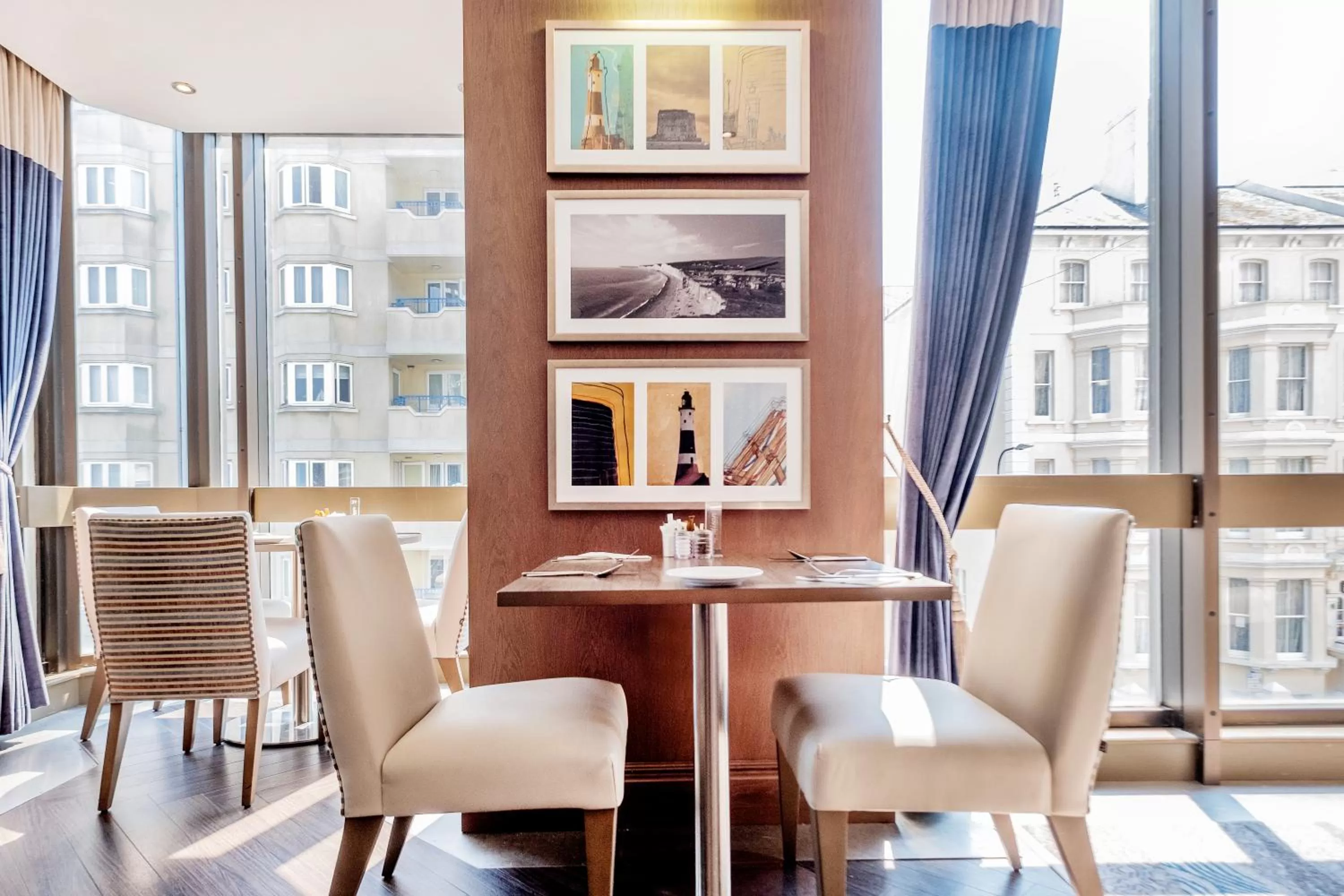 Restaurant/places to eat in The View Hotel