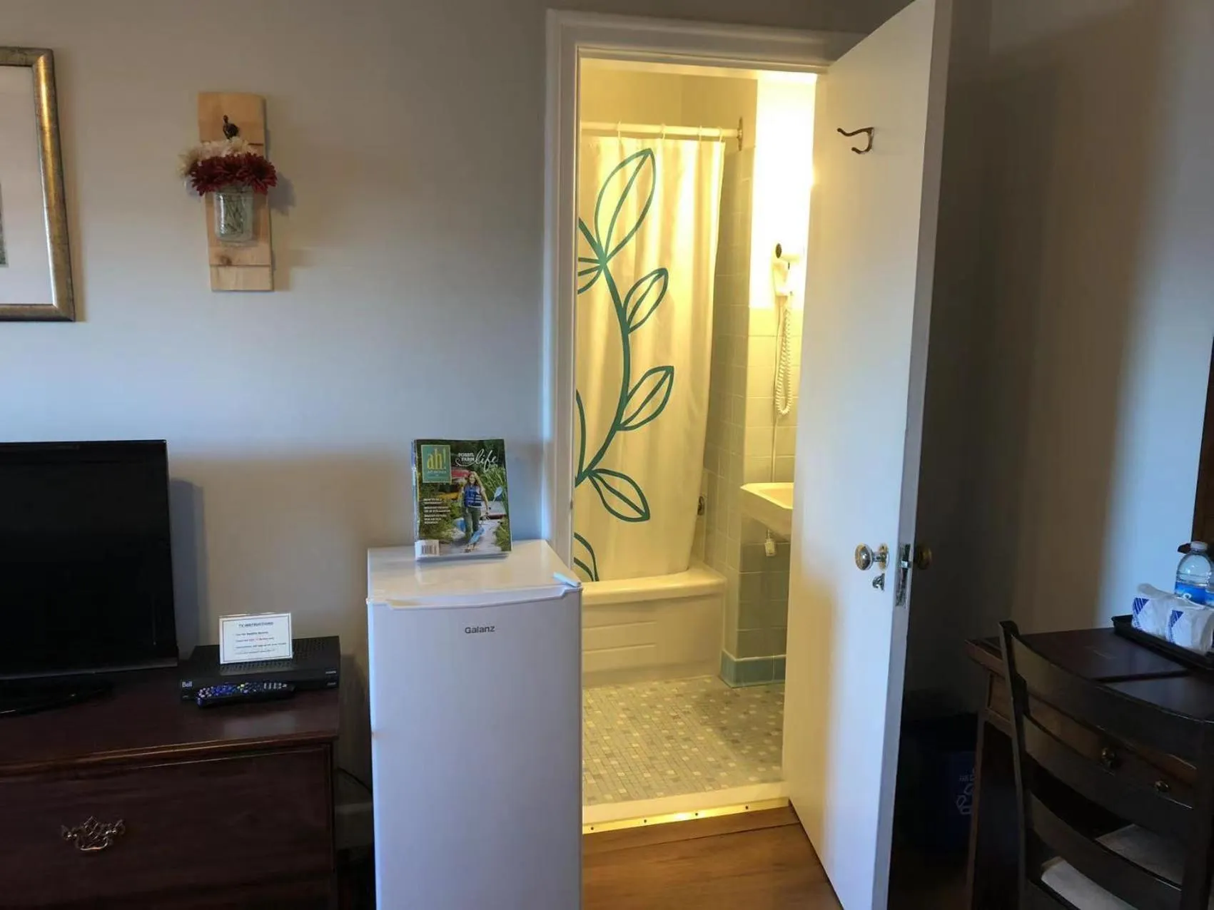 Bathroom in Braeside Country Inn