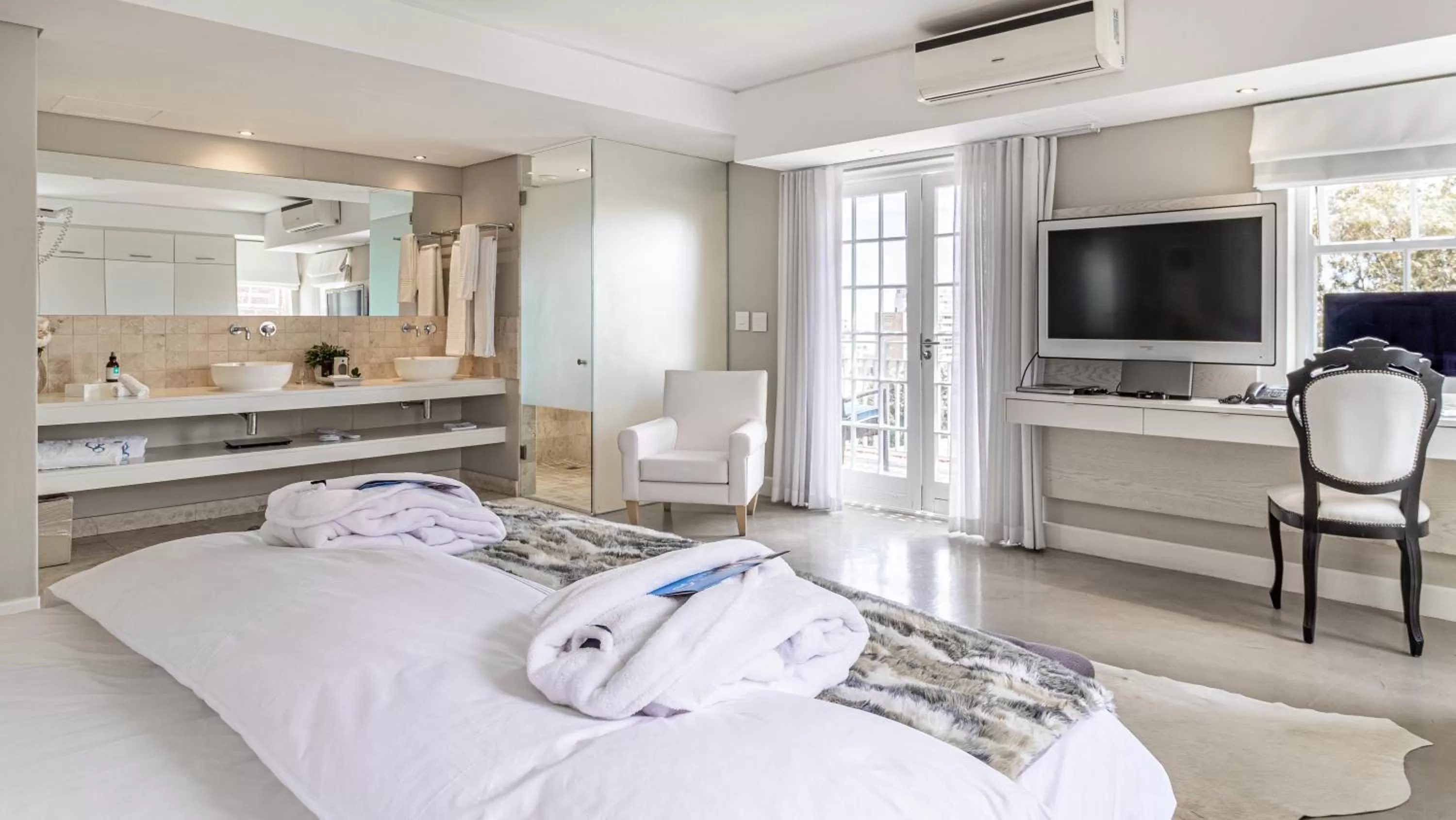 Bedroom, Bed in The Glen Boutique Hotel & Spa