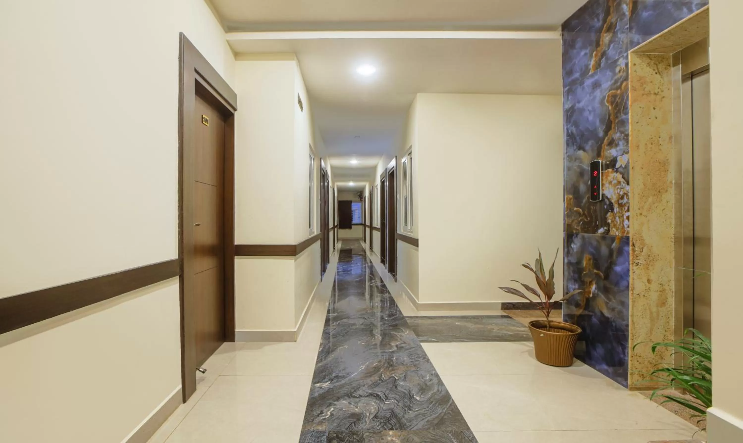 Lobby or reception in Treebo Naaz Royal