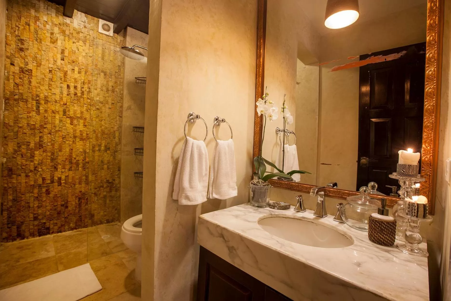 Bathroom in Casa de Alba Hotel Boutique