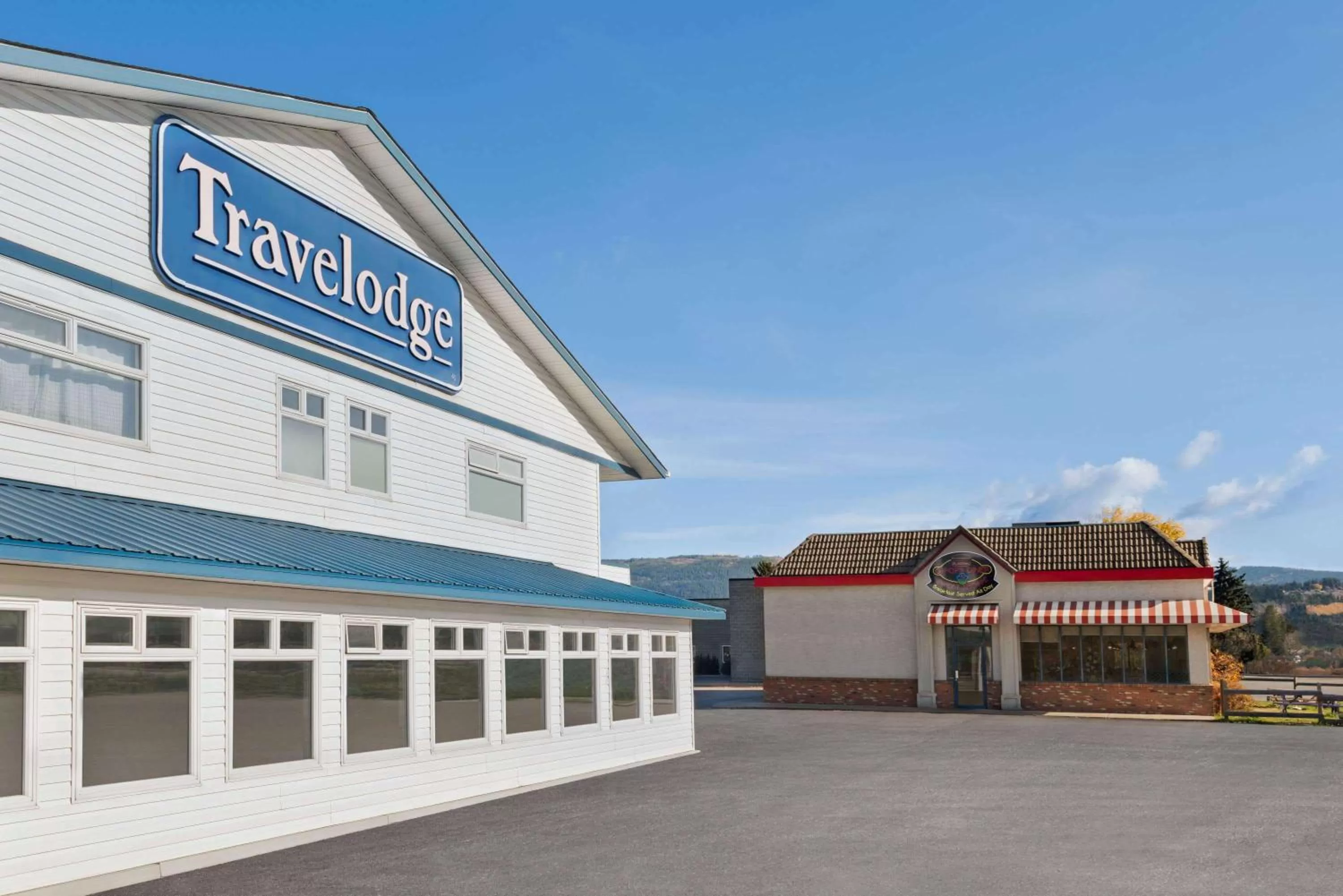 Restaurant/places to eat in Travelodge by Wyndham Salmon Arm BC