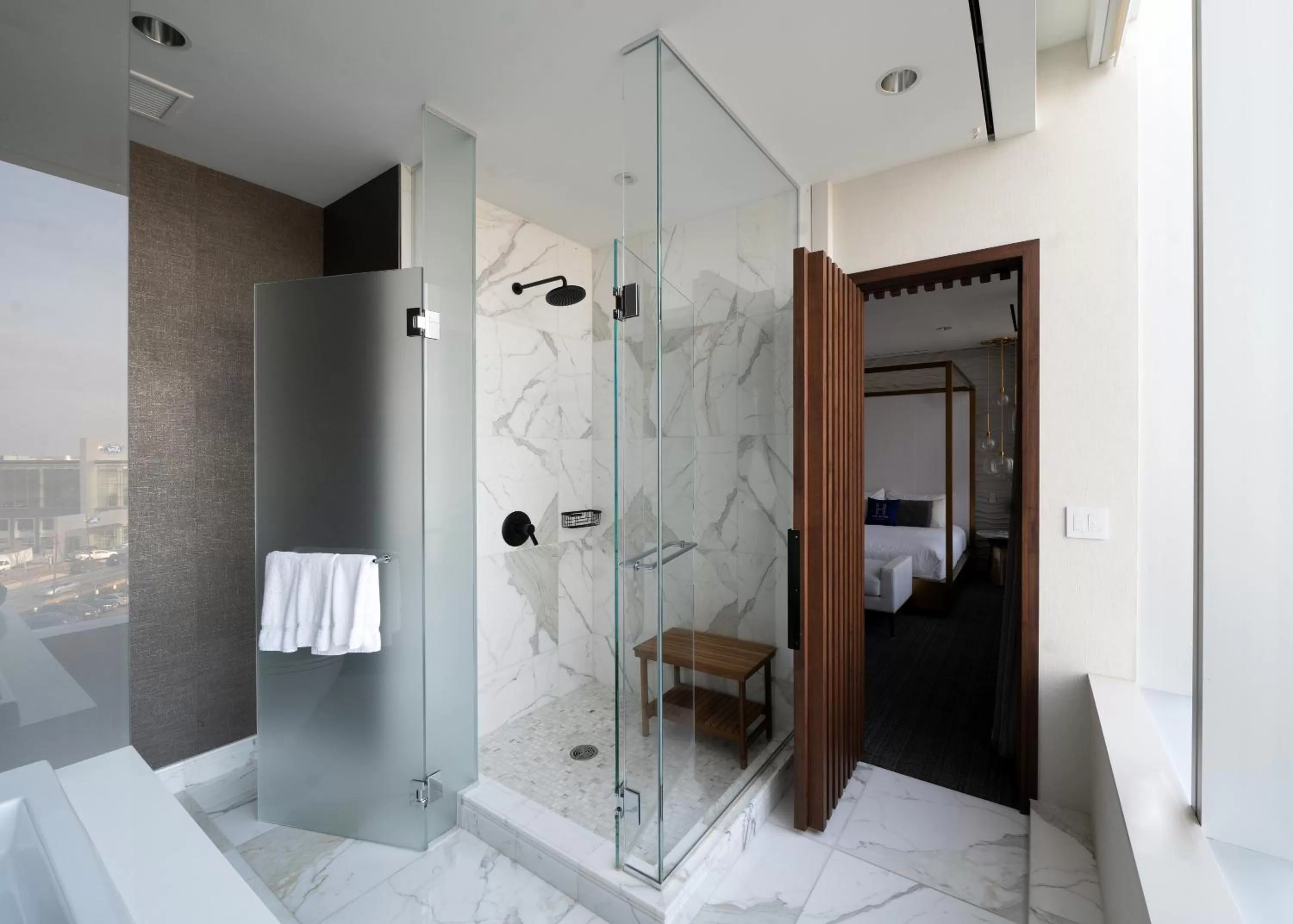 Bathroom, Bed in The Hotel & Athletic Club at Midtown