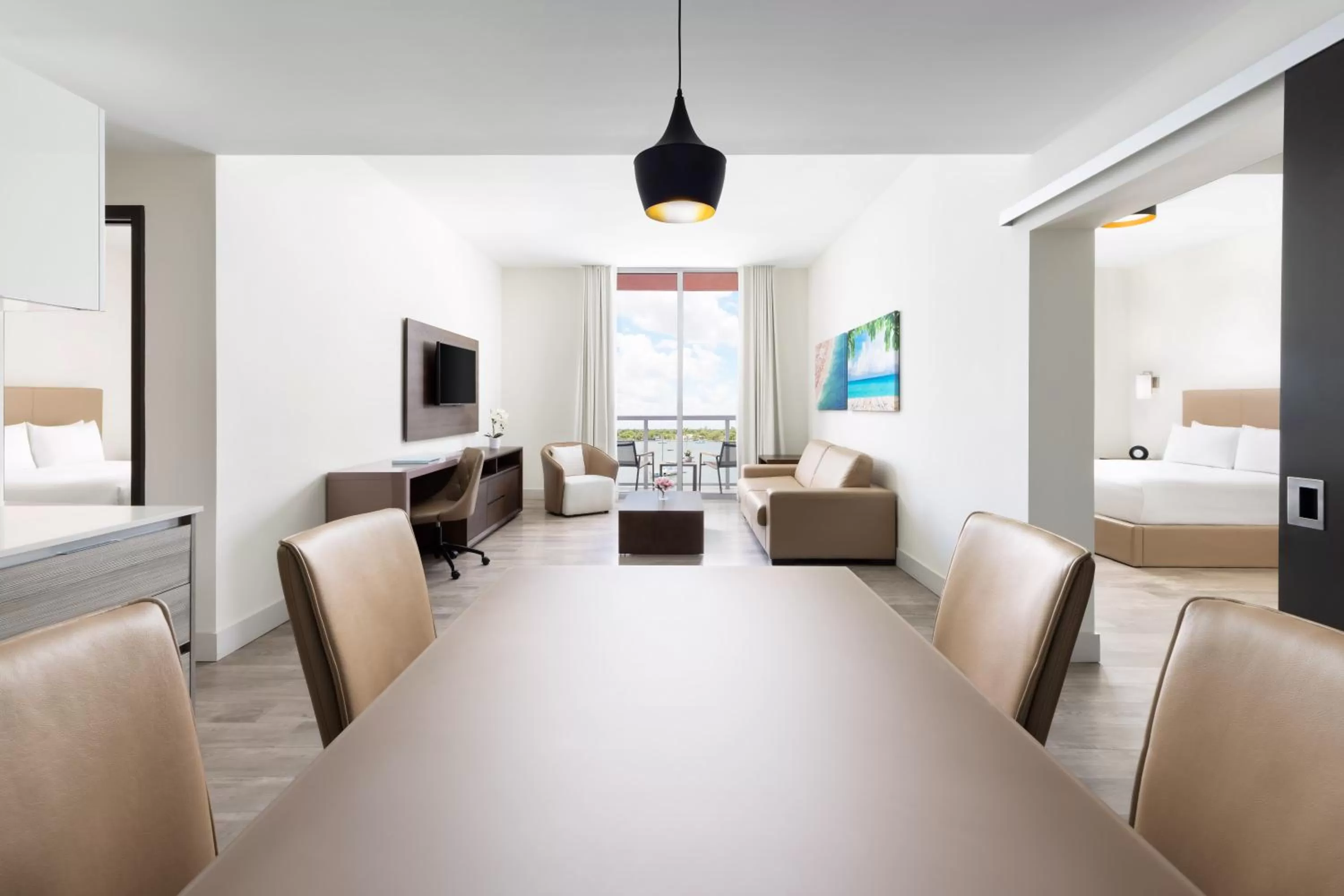 Communal lounge/ TV room in Costa Hollywood Beach Resort - An All Suite Hotel