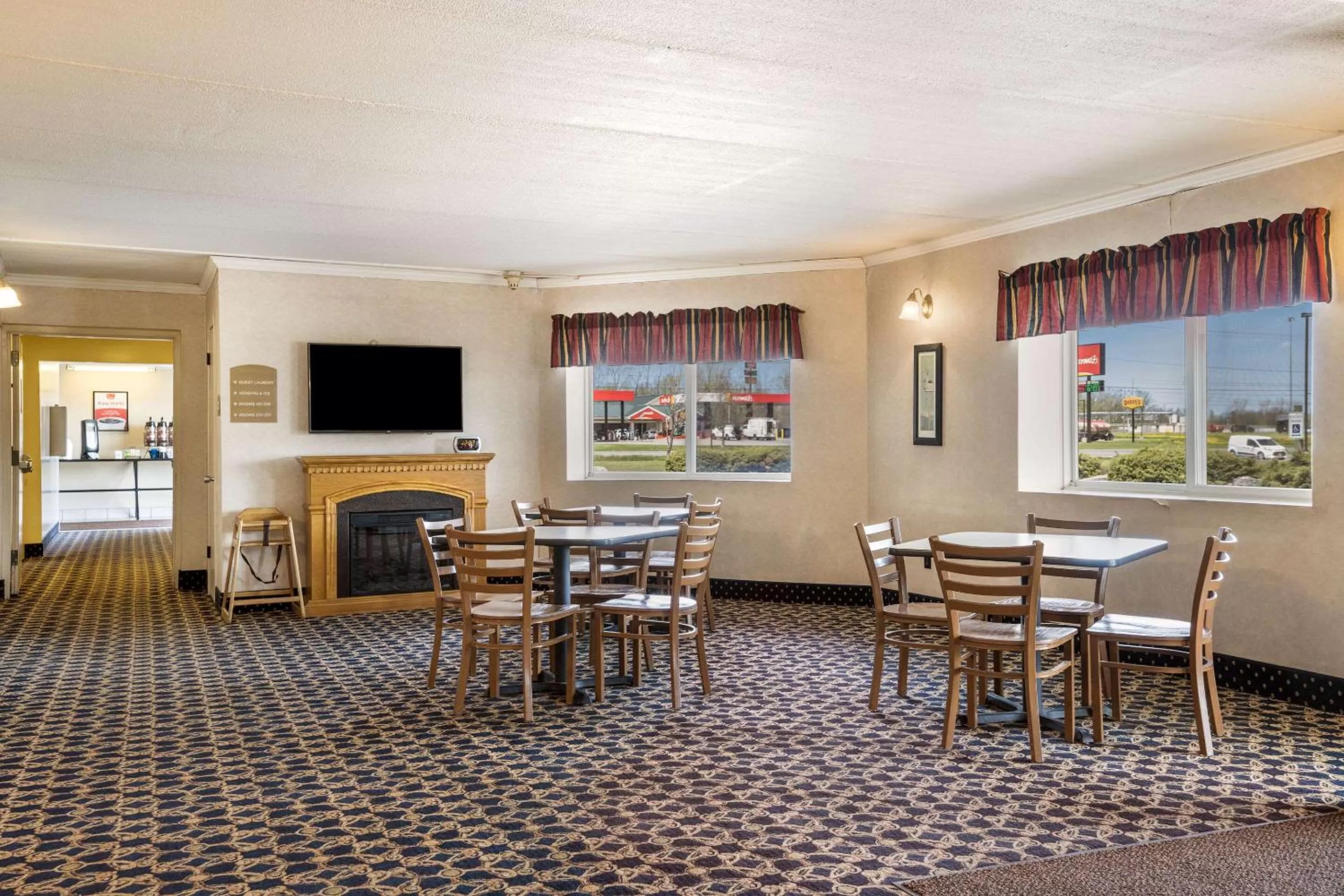 Lobby or reception in Econo Lodge Darien Lakes