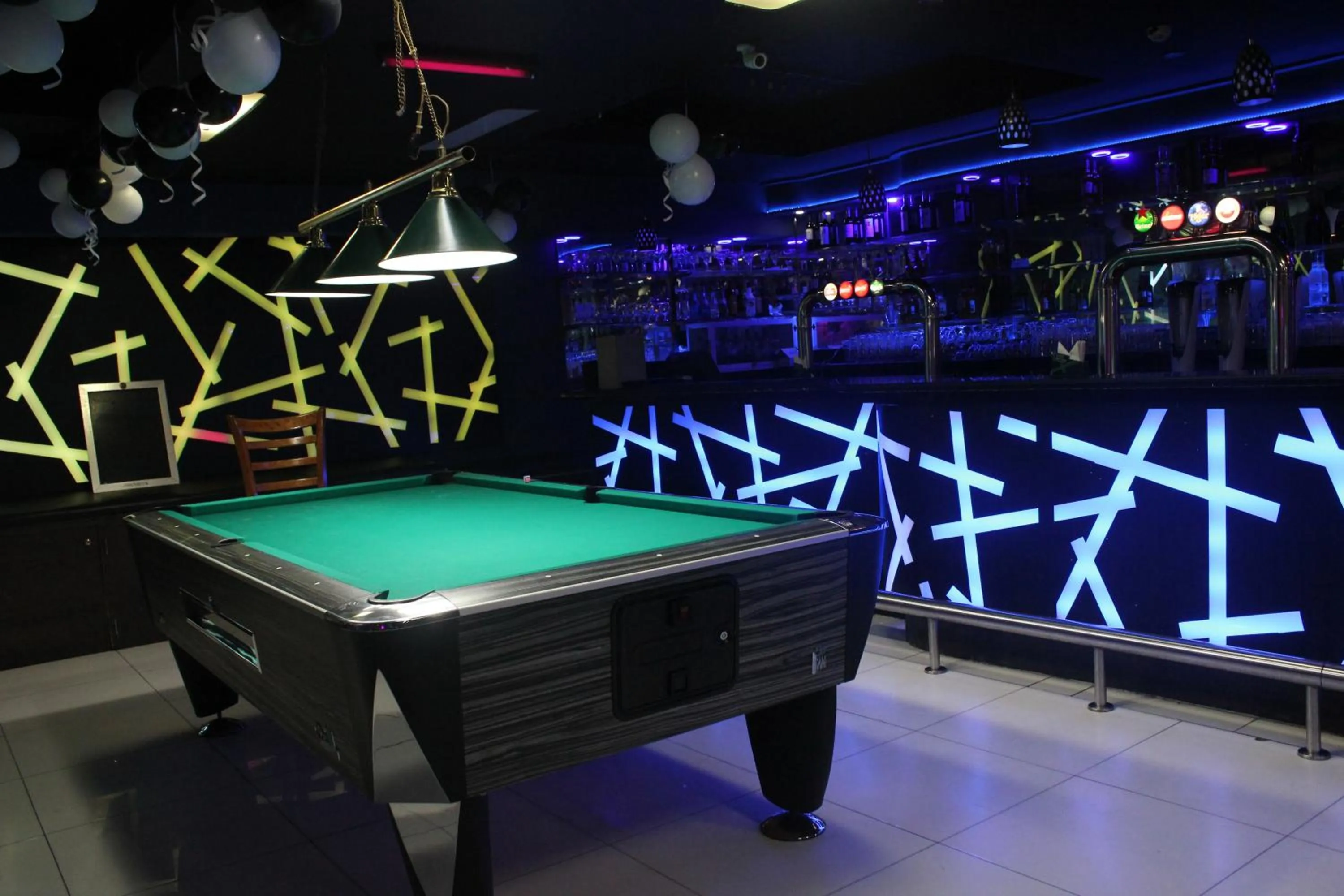 Billiard in Avenue Hotel Dubai