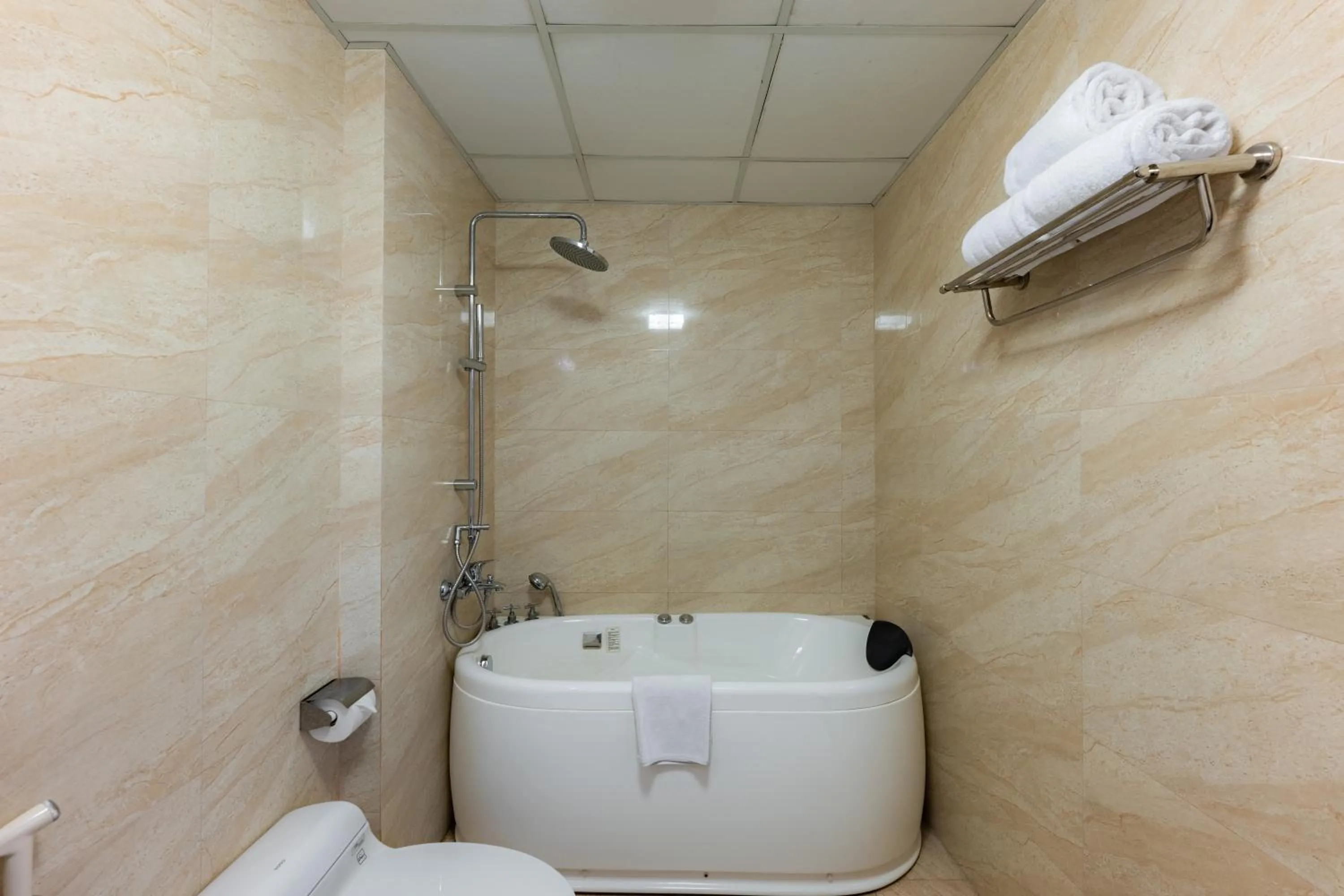 Toilet in Riverside Hanoi Hotel