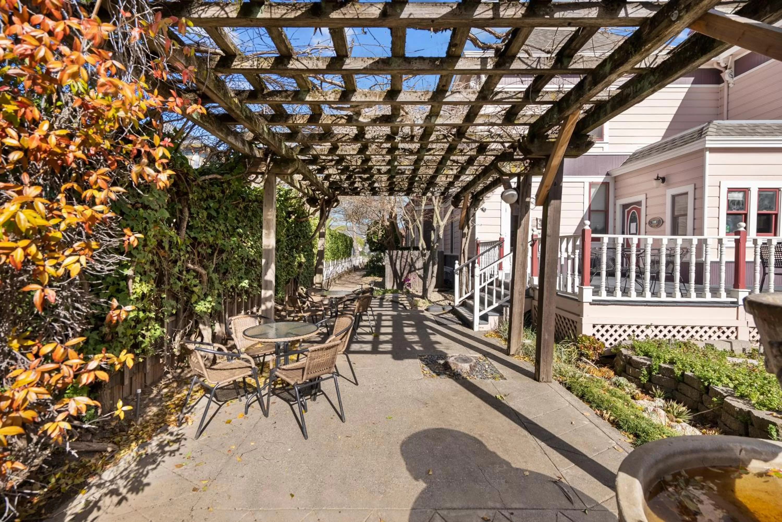 Hennessey House Bed and Breakfast