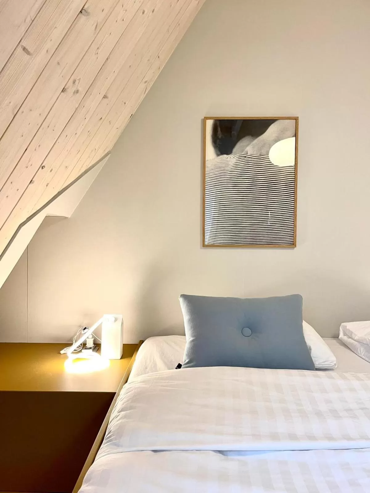 Bed in Herberg Swaen aan de Brink