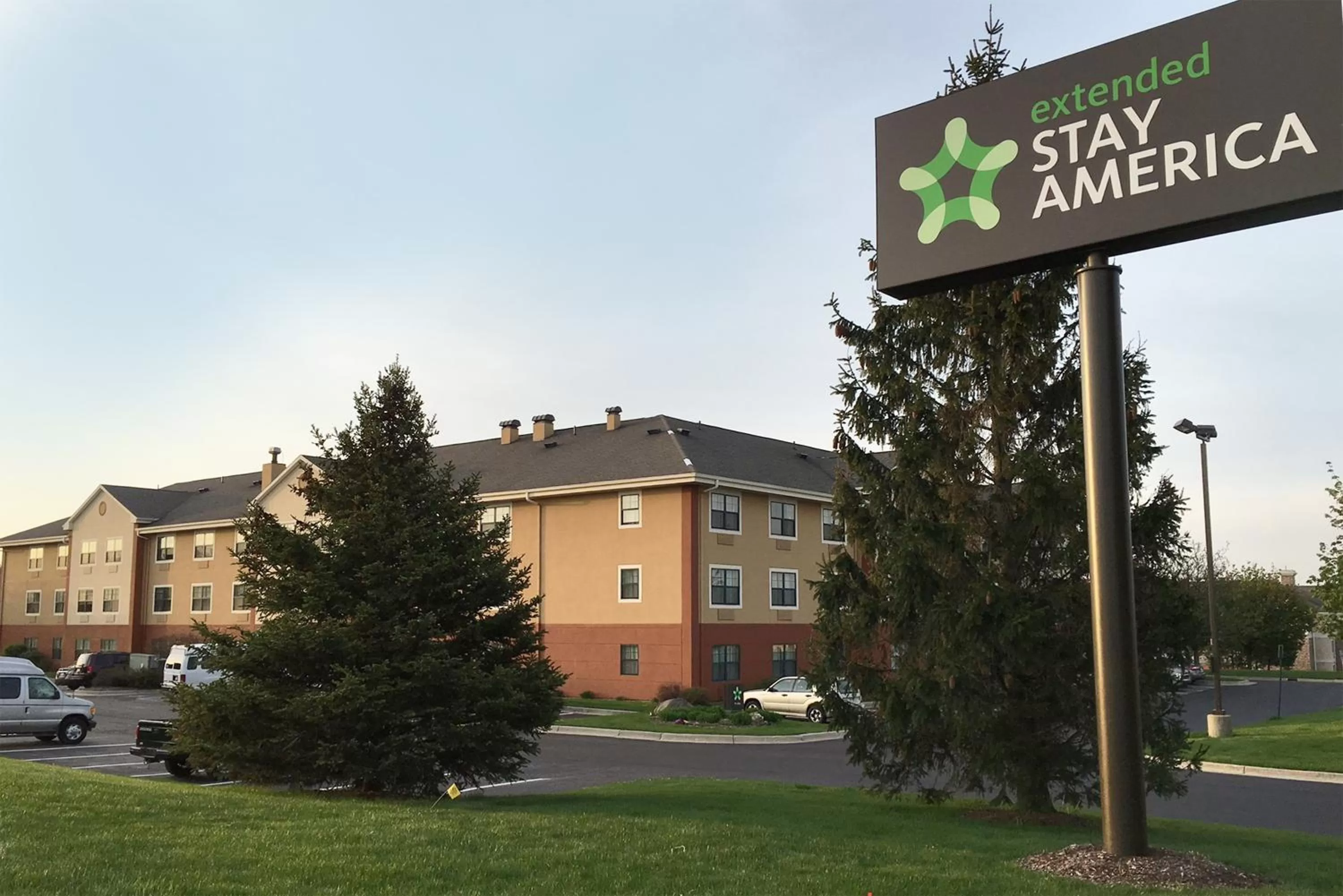 Property building in Extended Stay America Select Suites - Grand Rapids - Kentwood