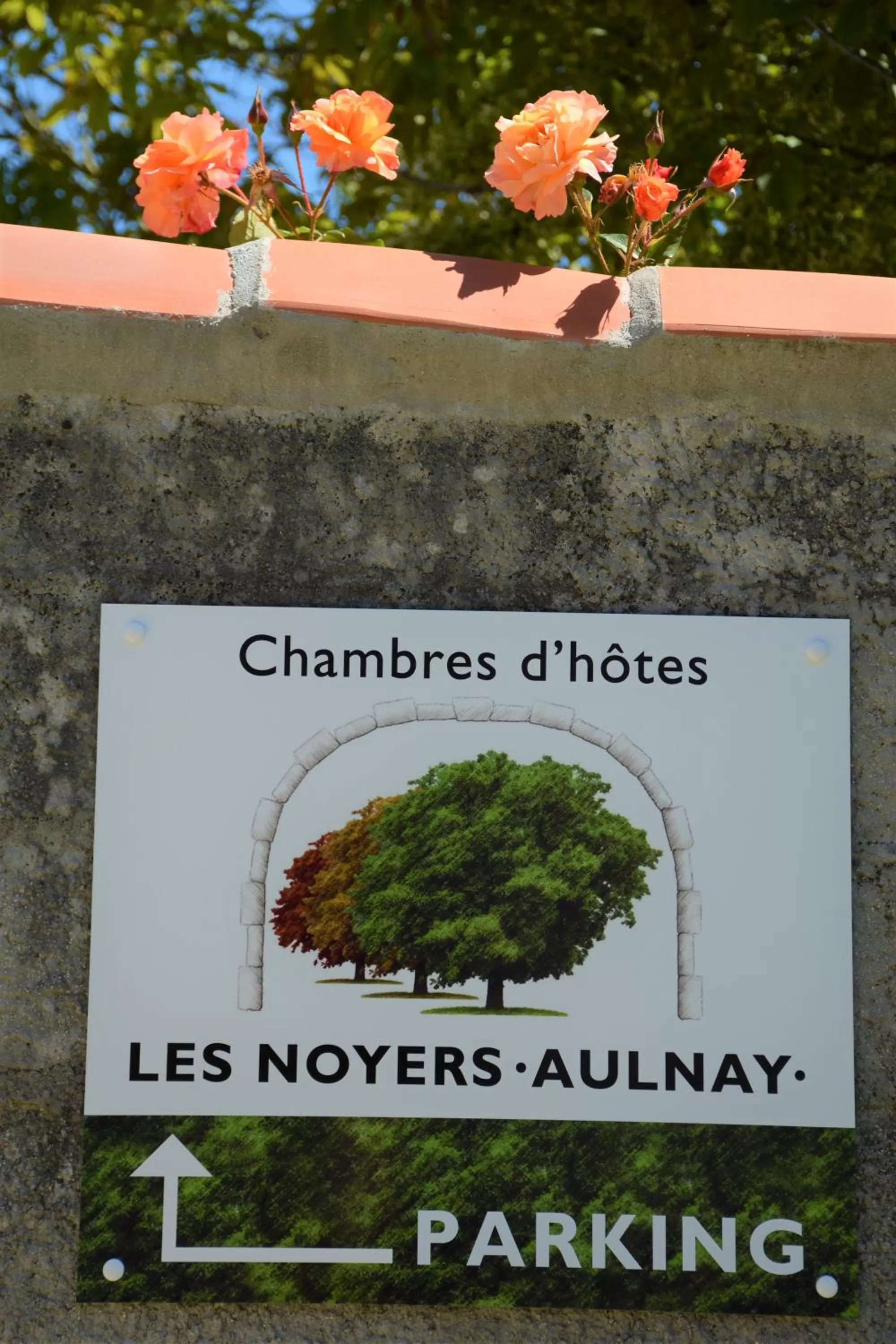 Property logo or sign in Les noyers aulnay