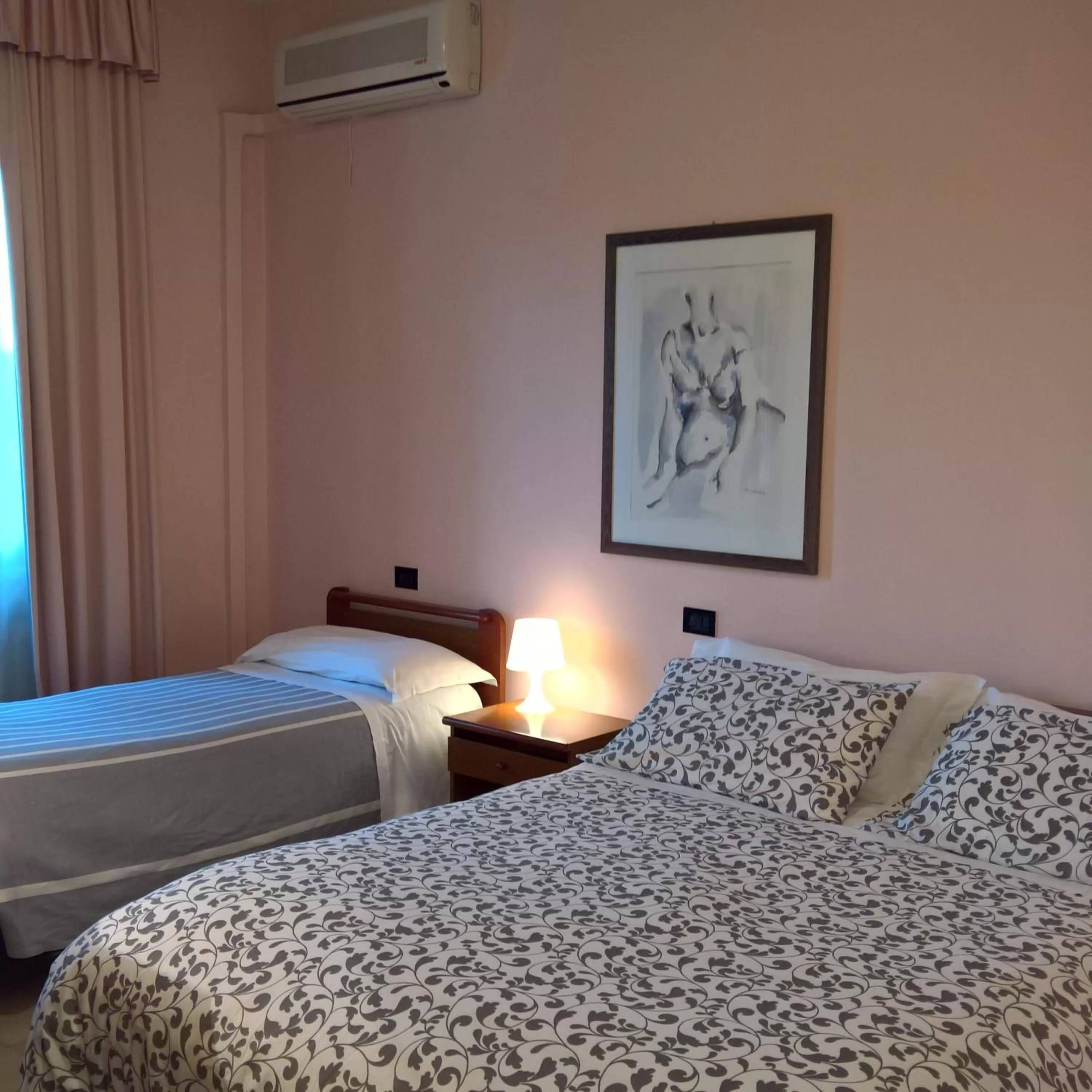 Bed in Hotel La Rotonda