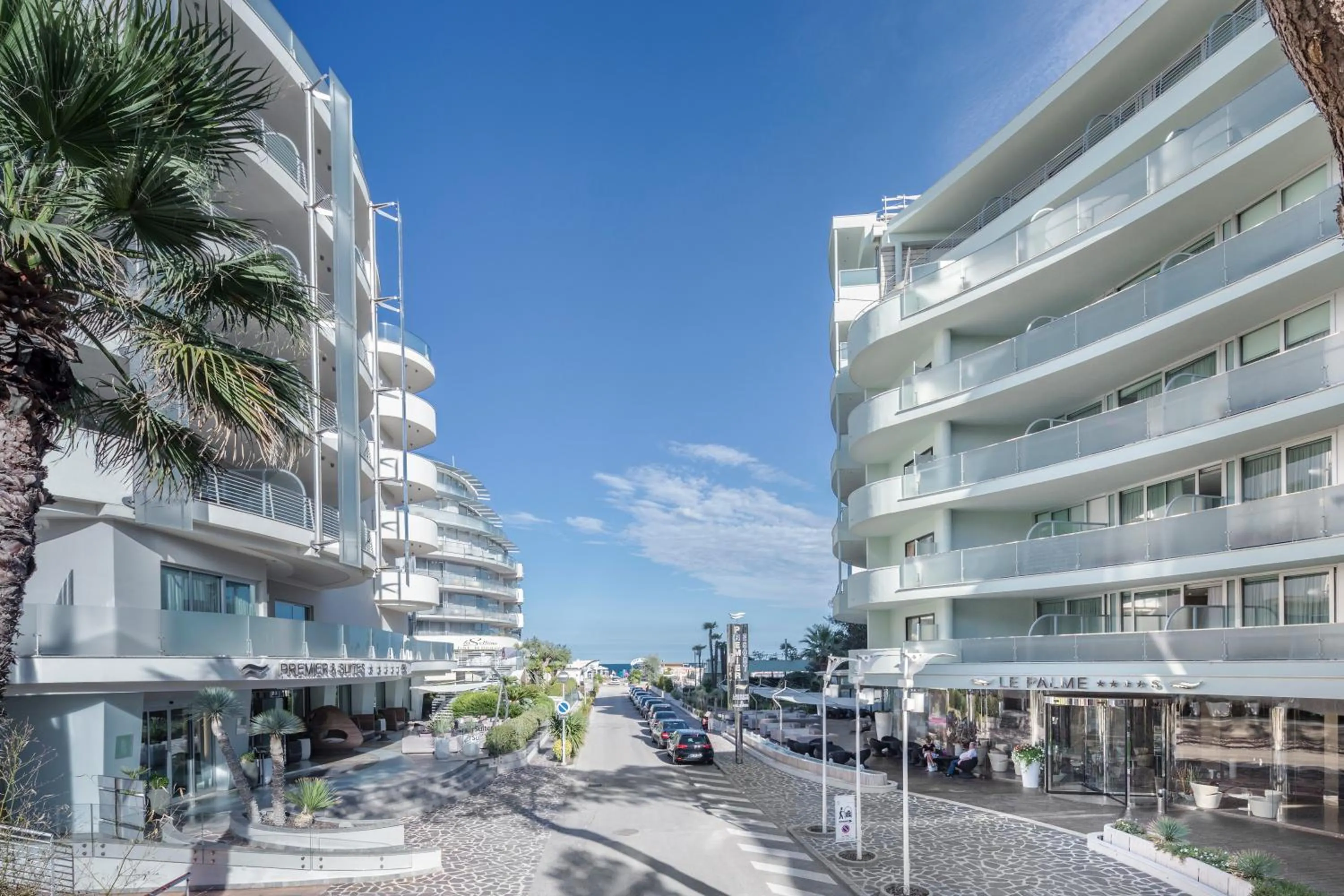 Facade/entrance in Hotel Le Palme - Premier Resort