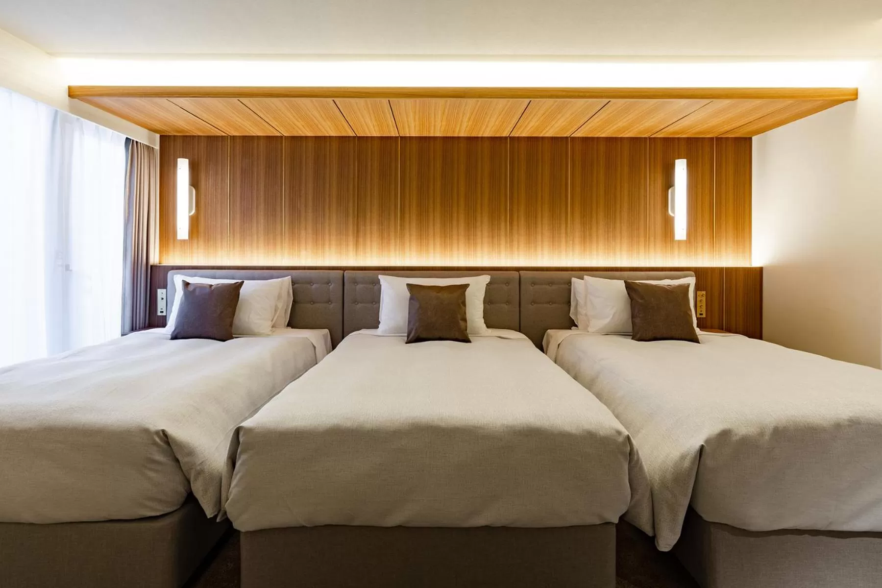 Bed in The OneFive Terrace Fukuoka