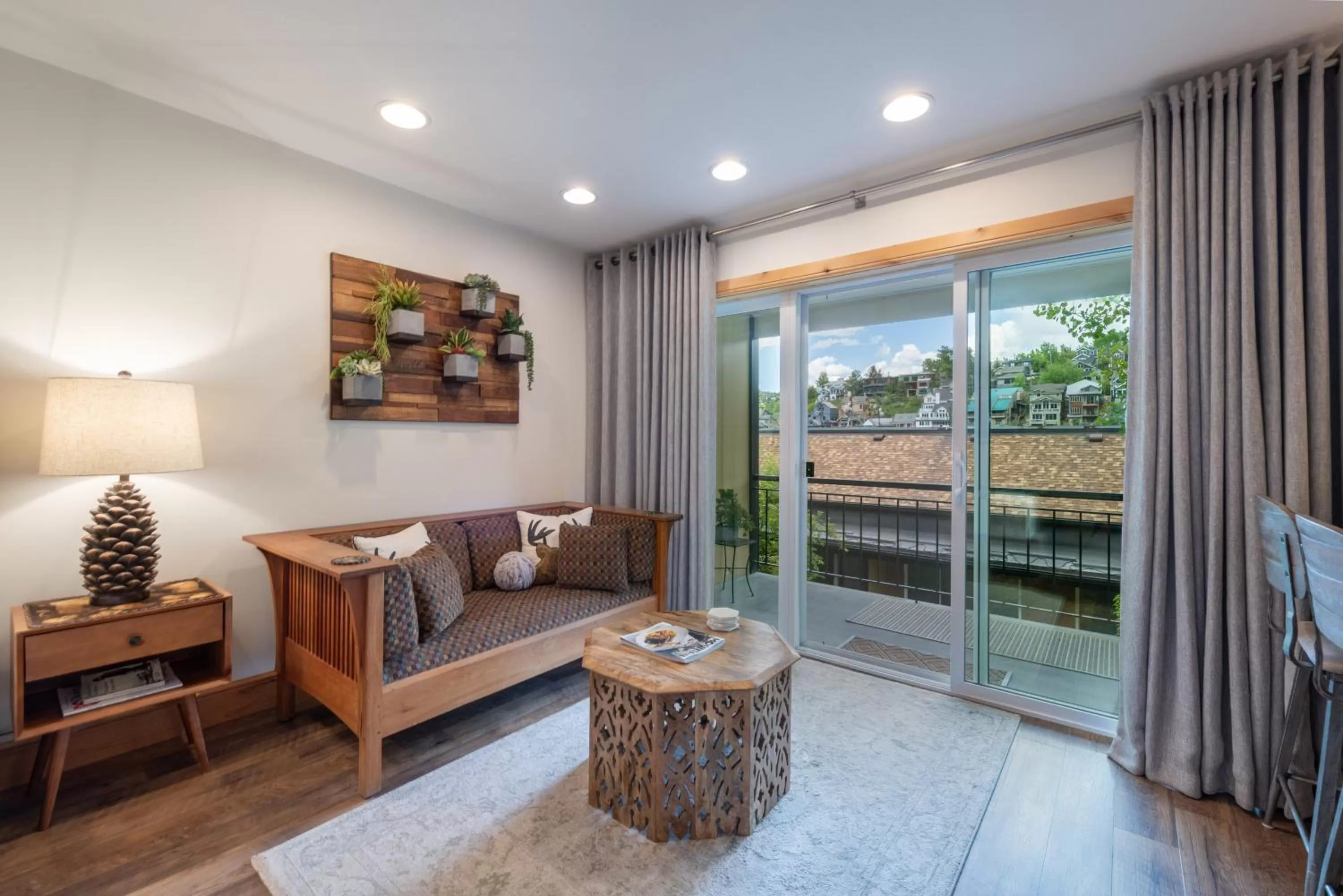 Bed in Treasure Mountain Inn