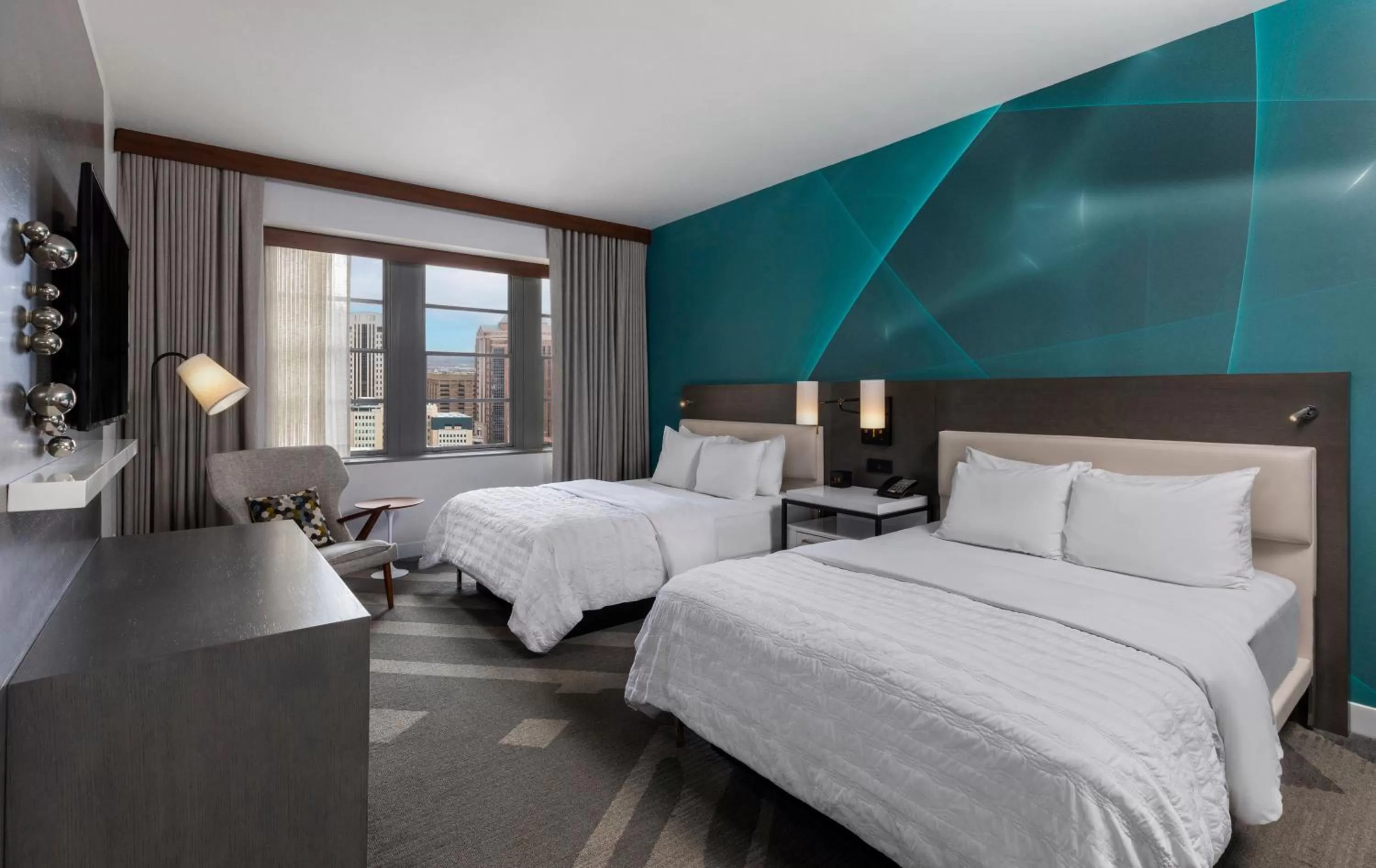 Bedroom, Bed in Le Meridien Houston Downtown