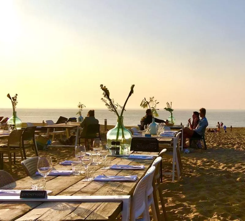 Beach in Tiny Beachhouse