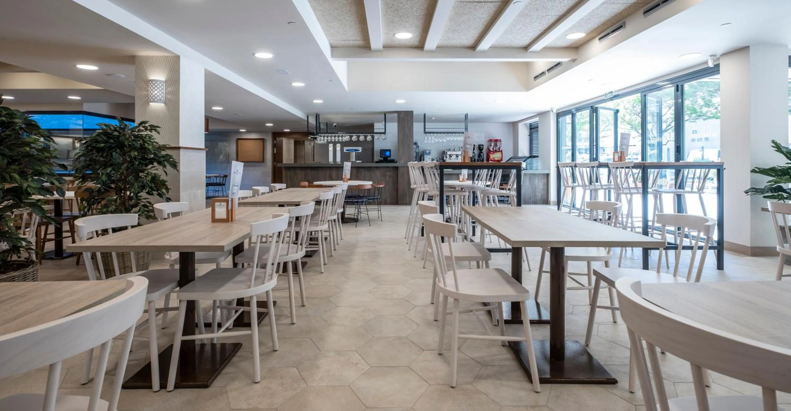 Lounge or bar, Restaurant/Places to Eat in Rosamar Es Blau 4*s - Adults Only