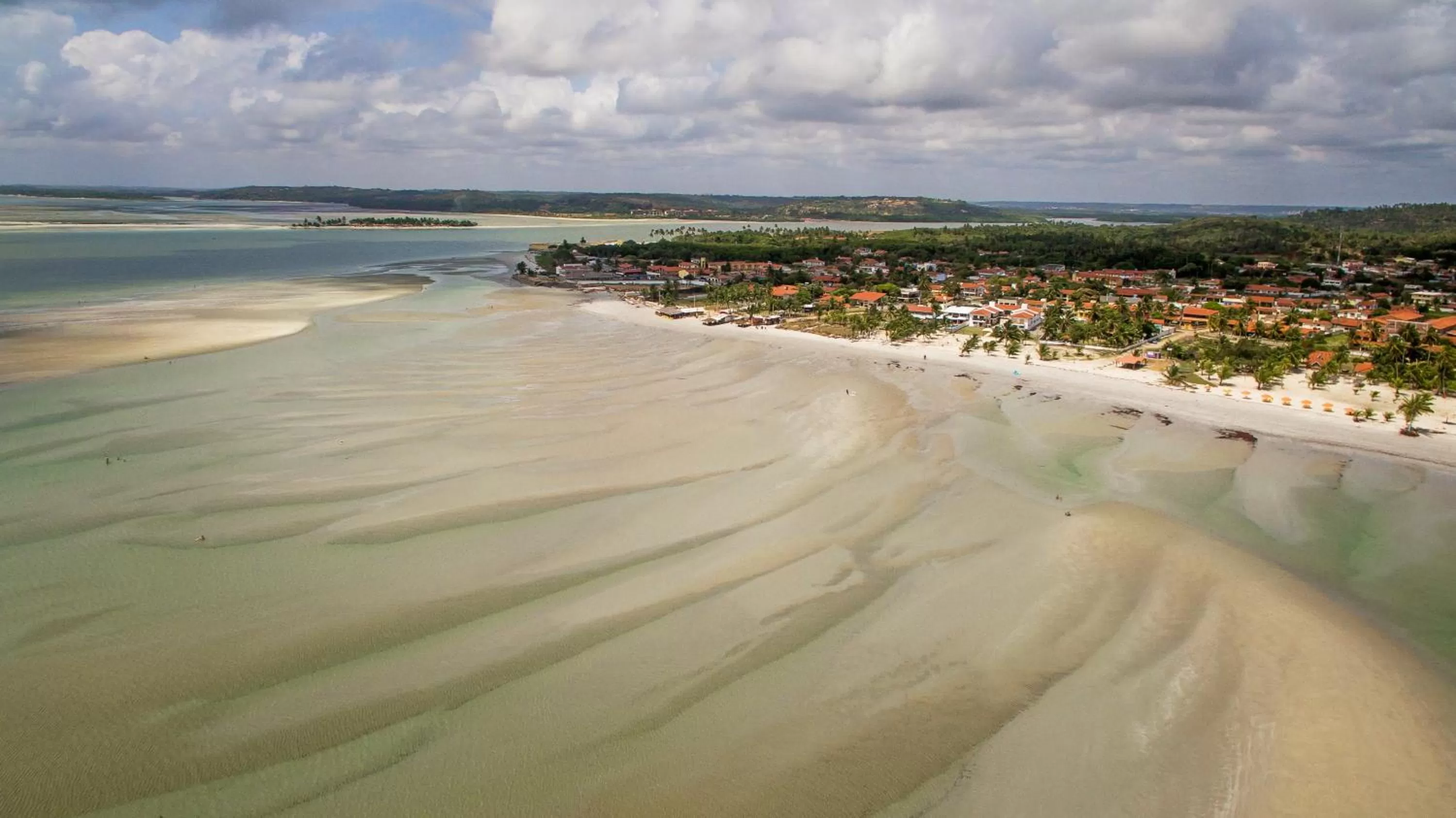 Beach, Bird's-eye View in Manga Verde Beach Residence