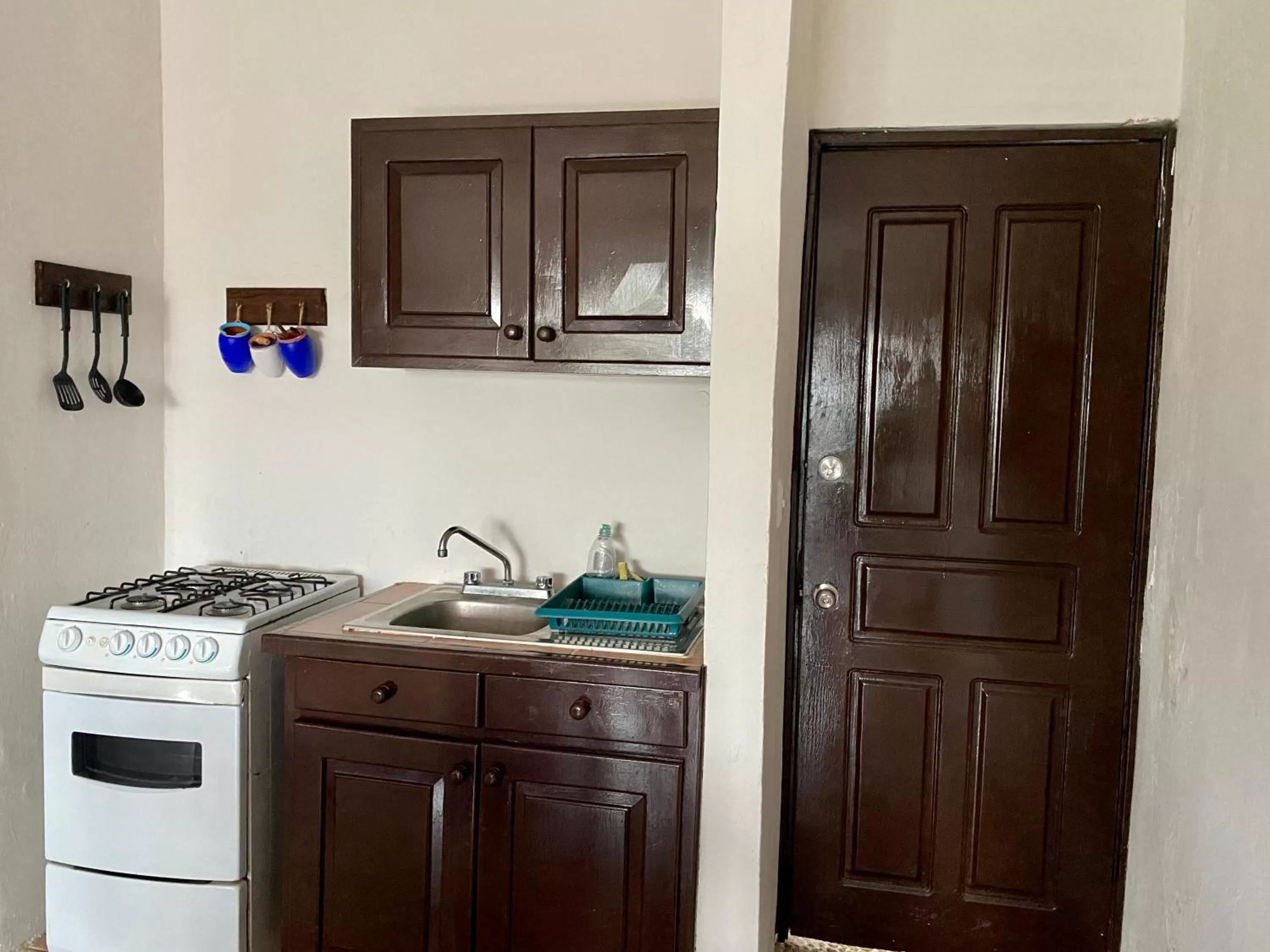 Kitchen or kitchenette in Casa CARIBE Cancun
