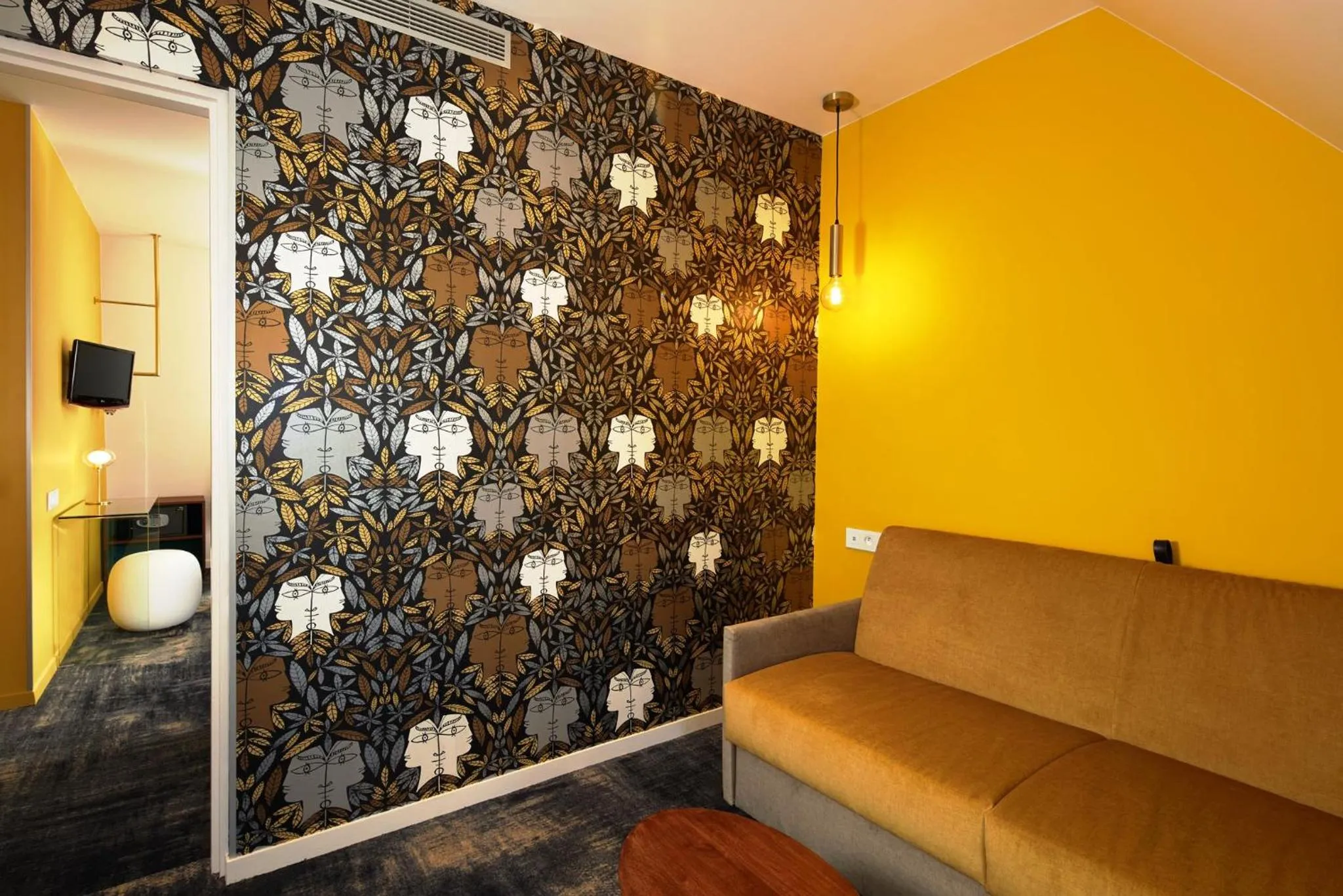 Living room in Montparnasse Daguerre