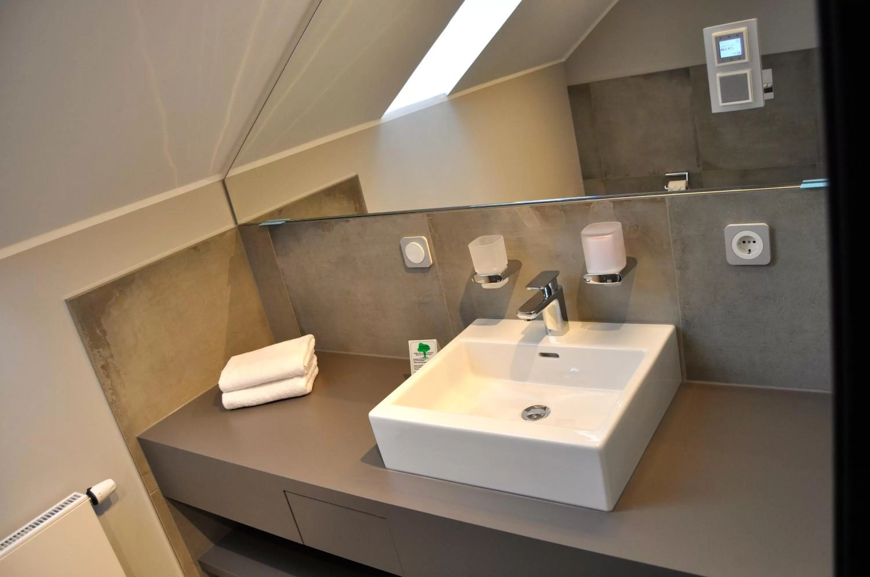 Photo of the whole room in StrandBerg's Designhotel Viktoria