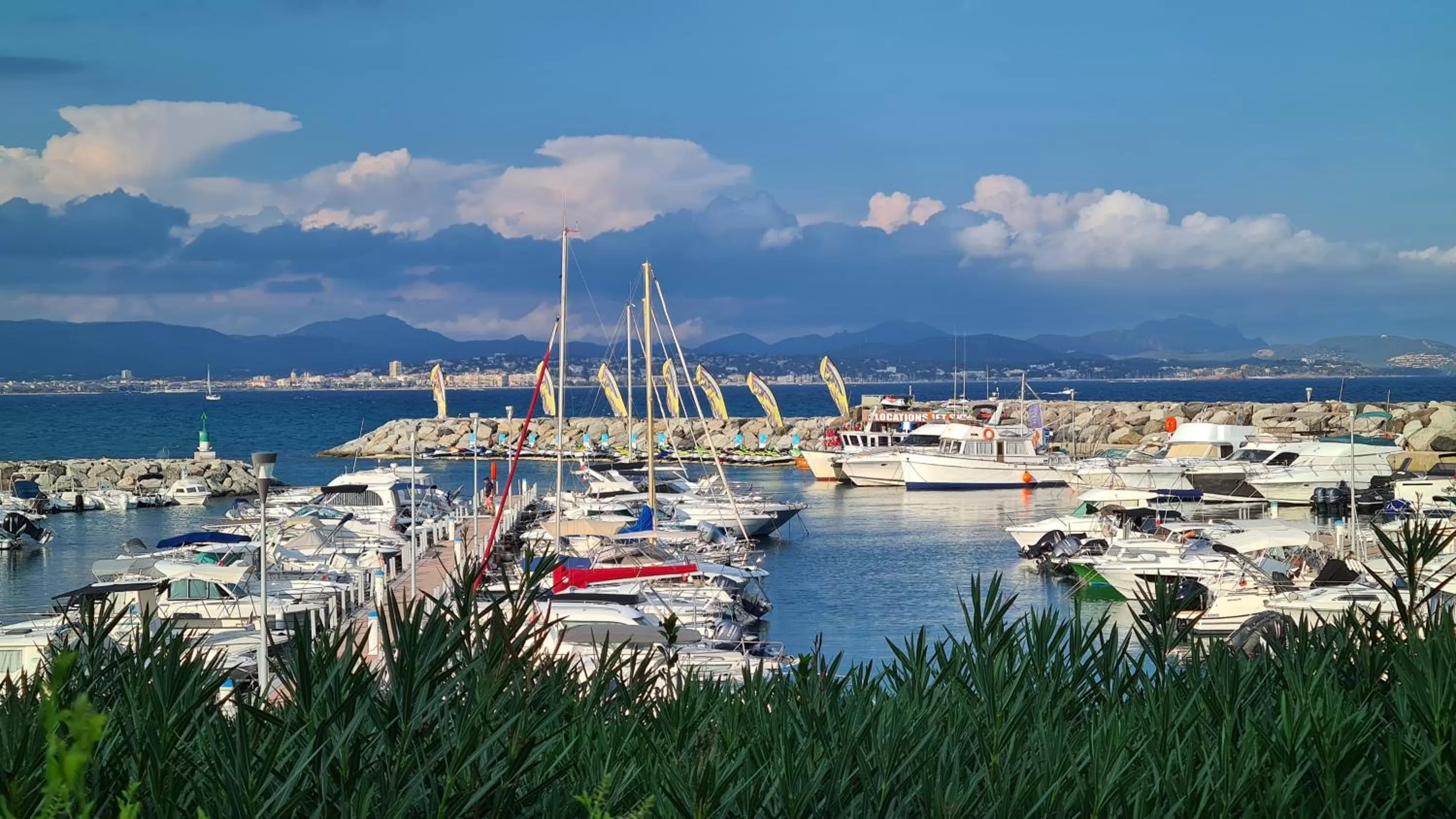 Nearby landmark in Le Cosy