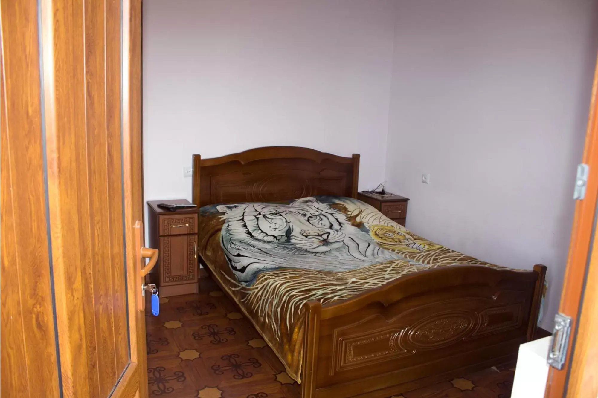 Deluxe Double Room with Bath in Tatev Shinuhayr Hotel' Deluxe Double Room with Bath in Tatev Shinuhayr Hotel'